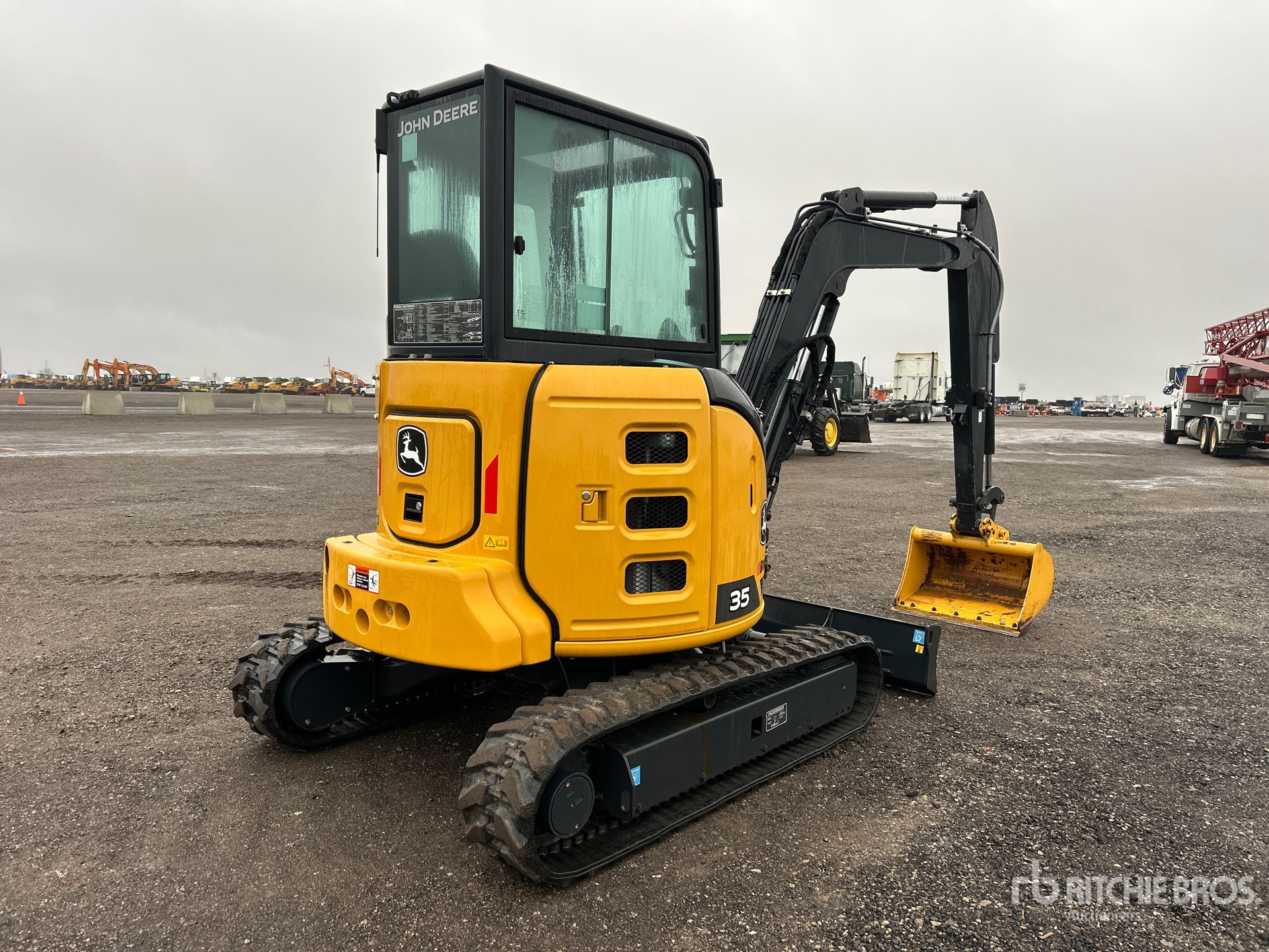 General Appearance with Image, coin arrière droit