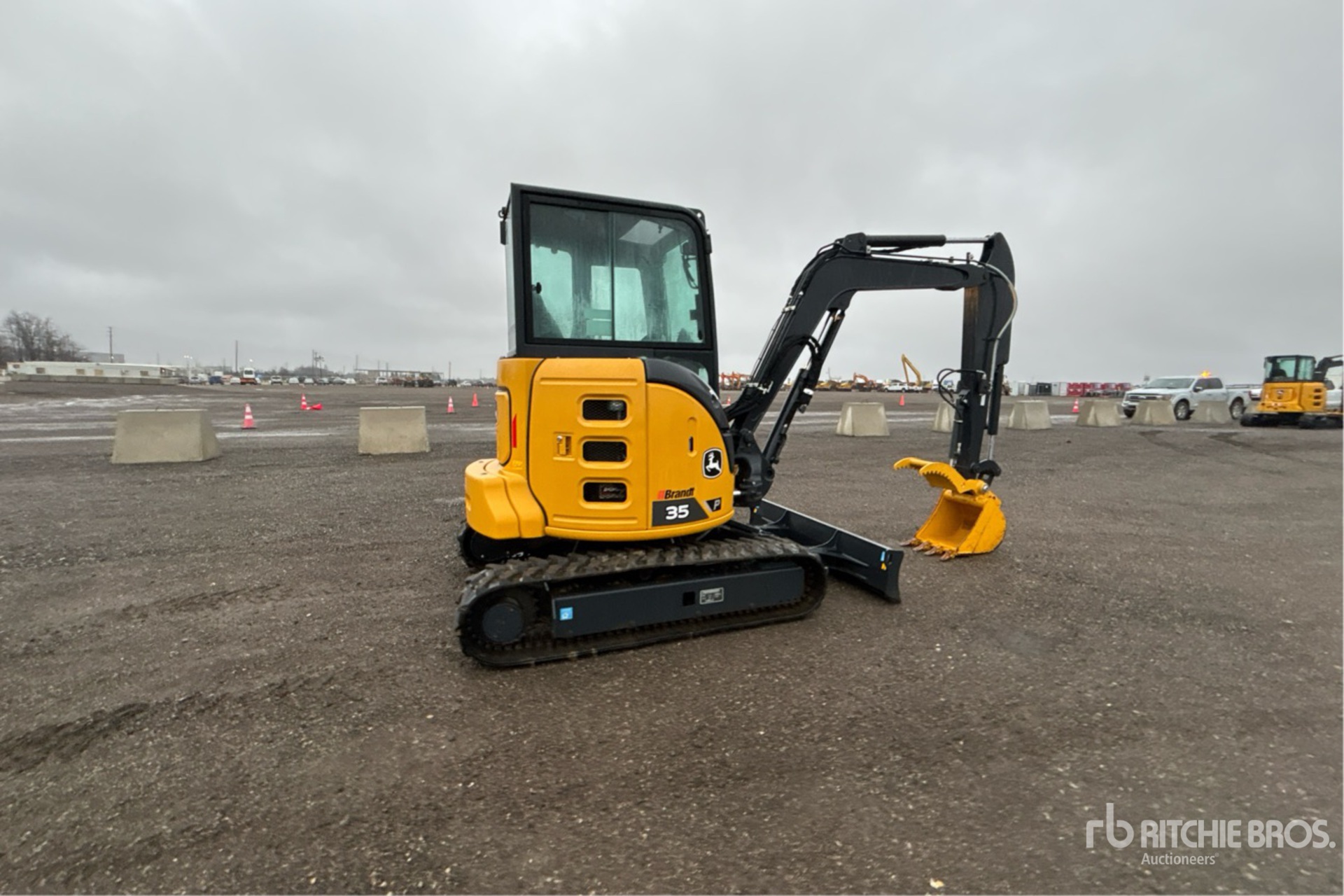 General Appearance with Image, coin arrière droit