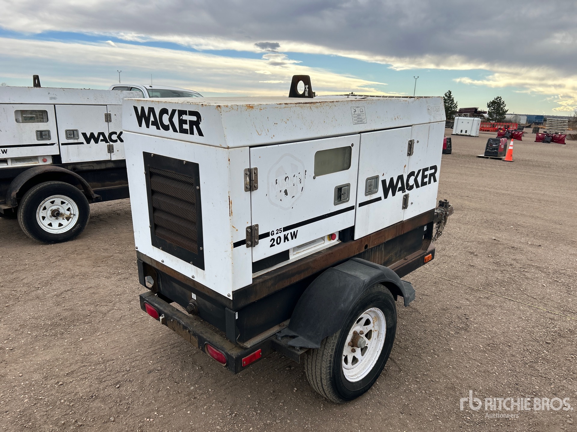 General Appearance with Imagen: esquina trasera derecha