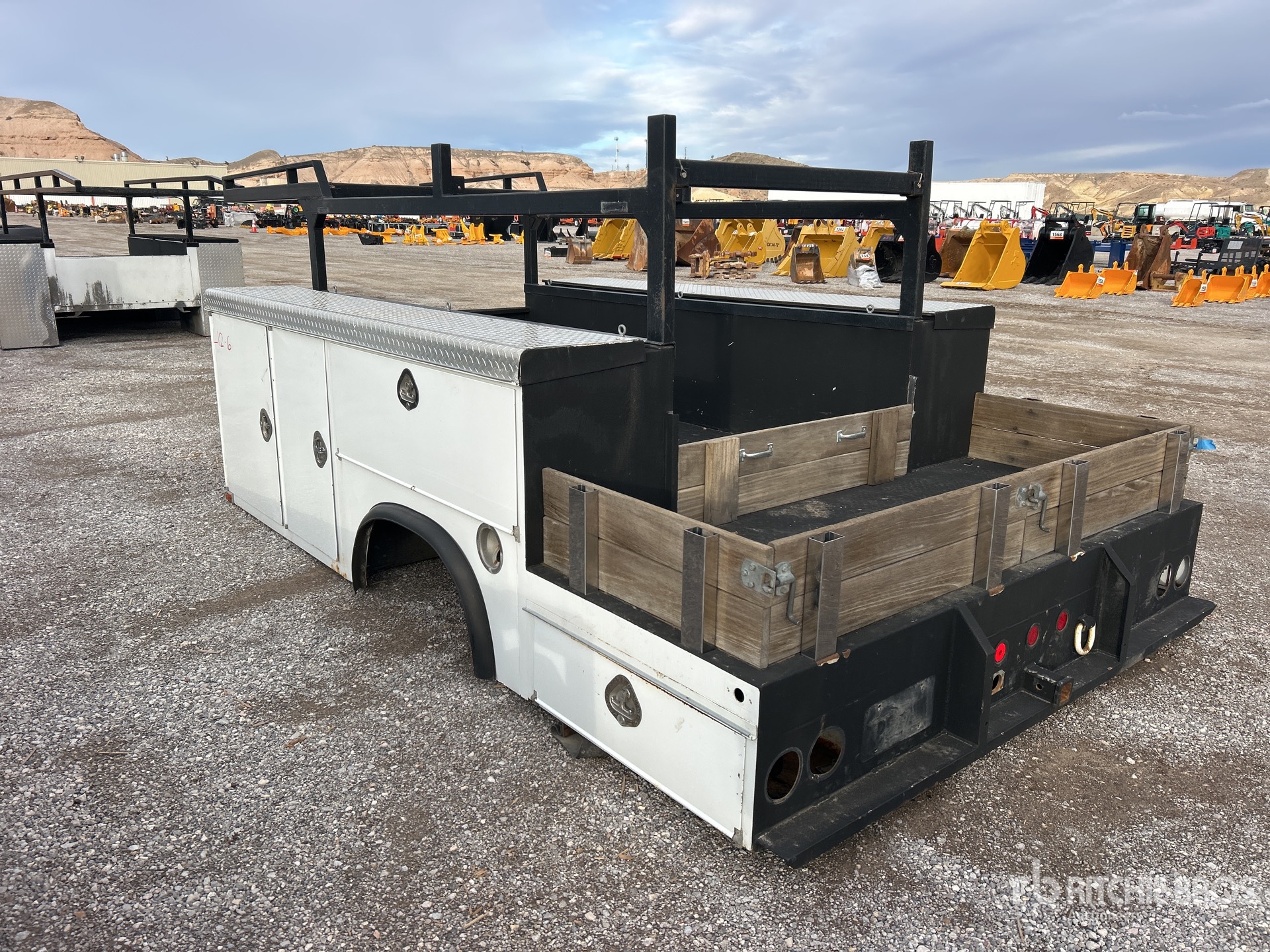 General Appearance with Imagen: esquina trasera izquierda