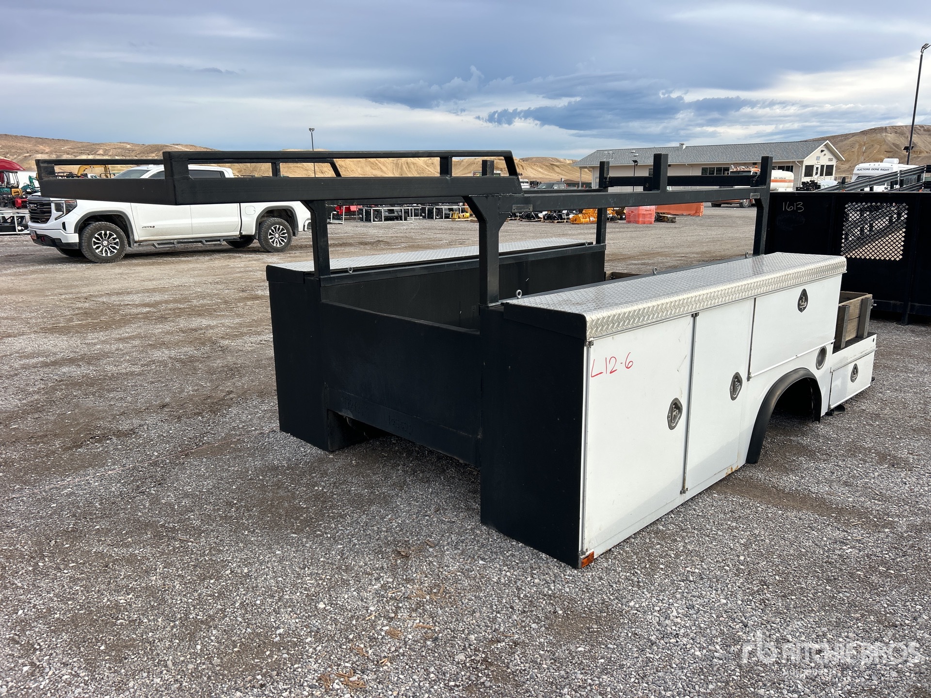 General Appearance with Imagen: esquina delantera izquierda