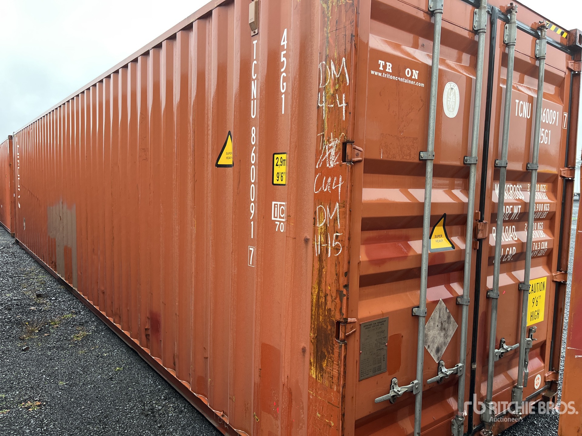 Aspect général with Image, coin avant droit