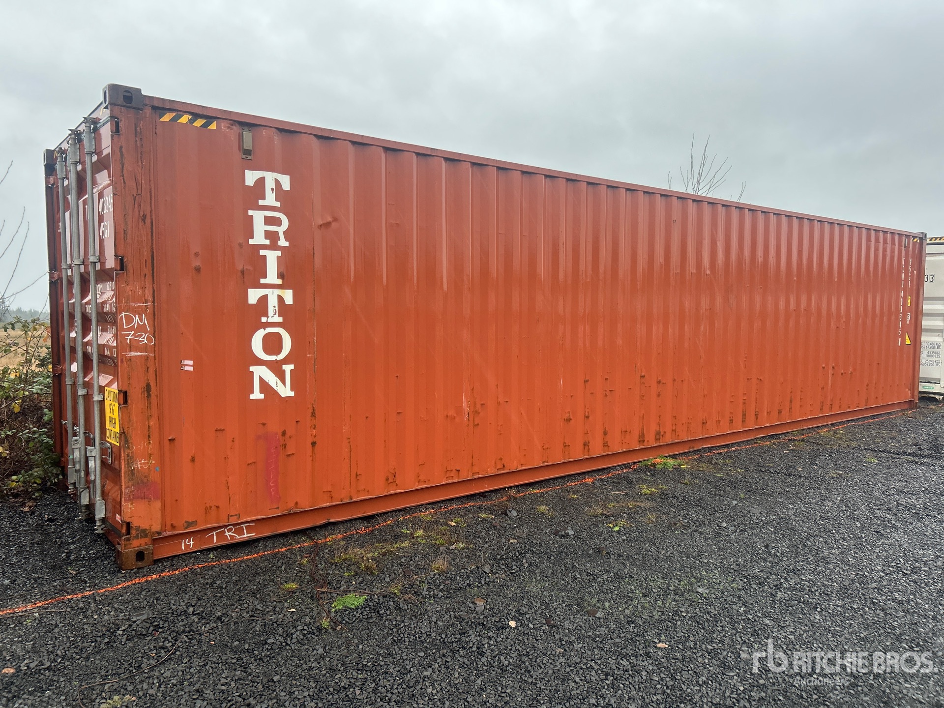 General Appearance with Picture, Left Front Corner