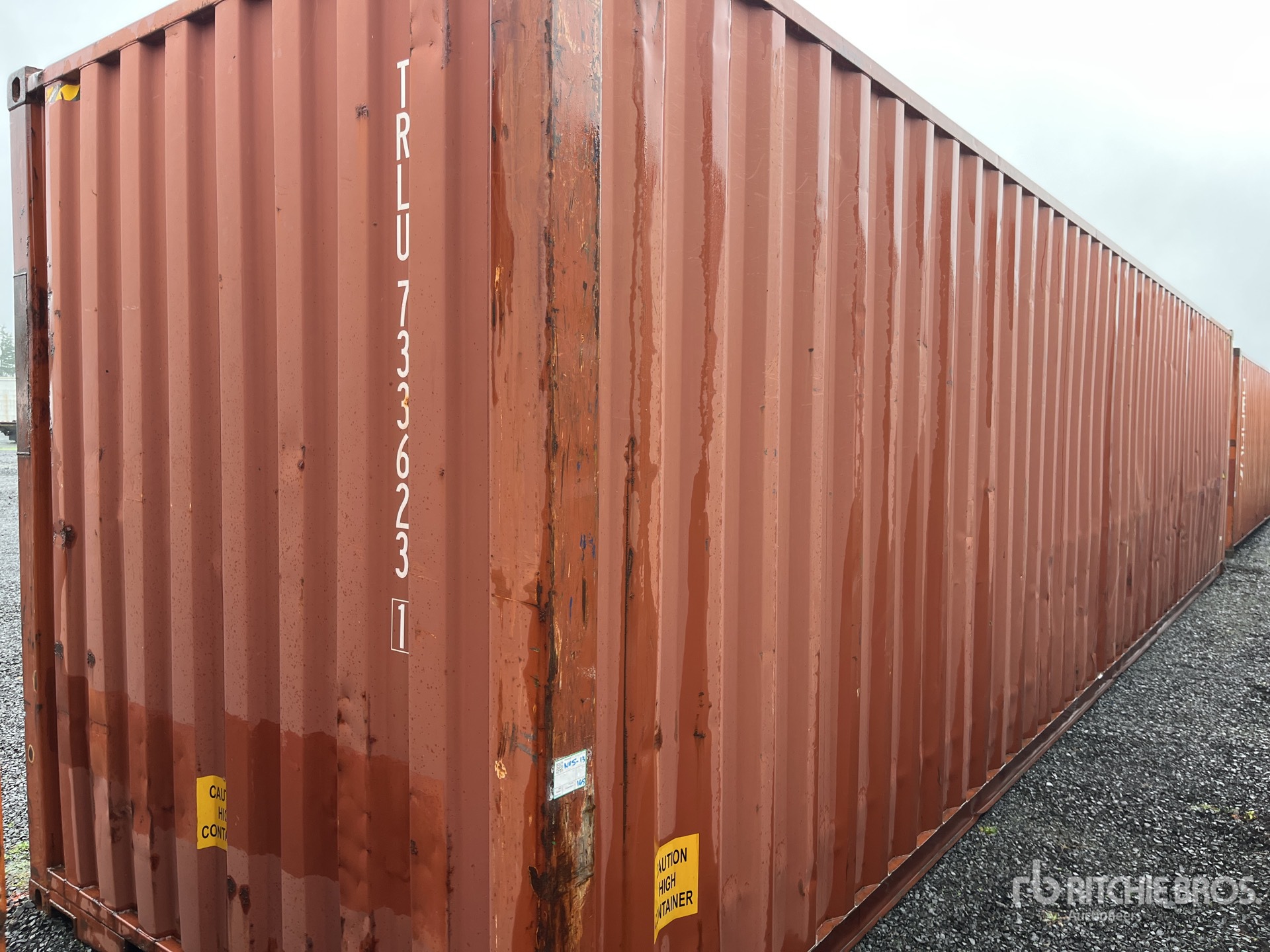 Aspect général with Image, coin arrière droit