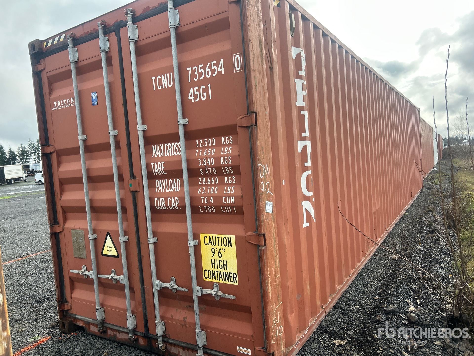 General Appearance with Picture, Left Front Corner