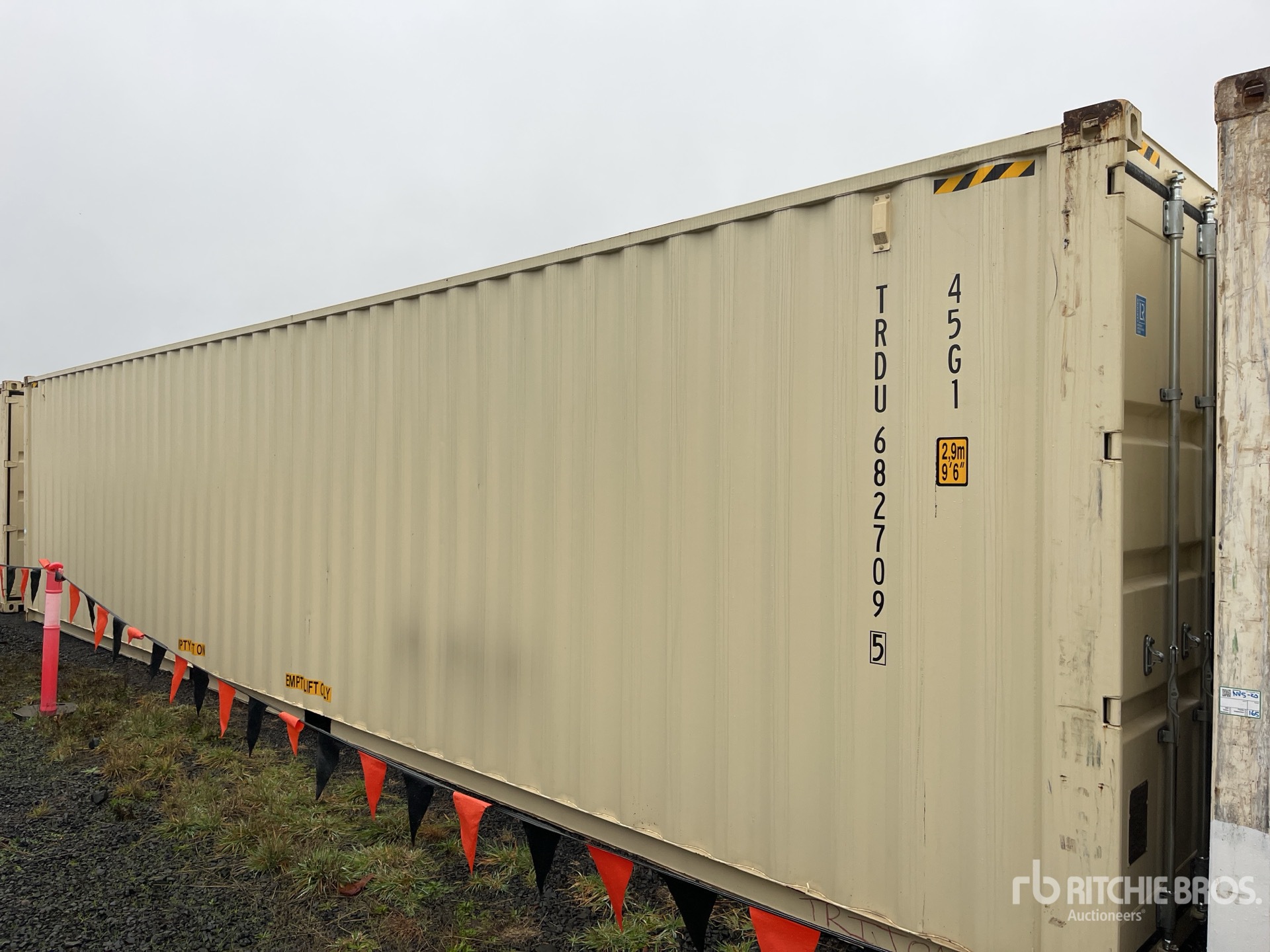 General Appearance with Picture, Right Front Corner