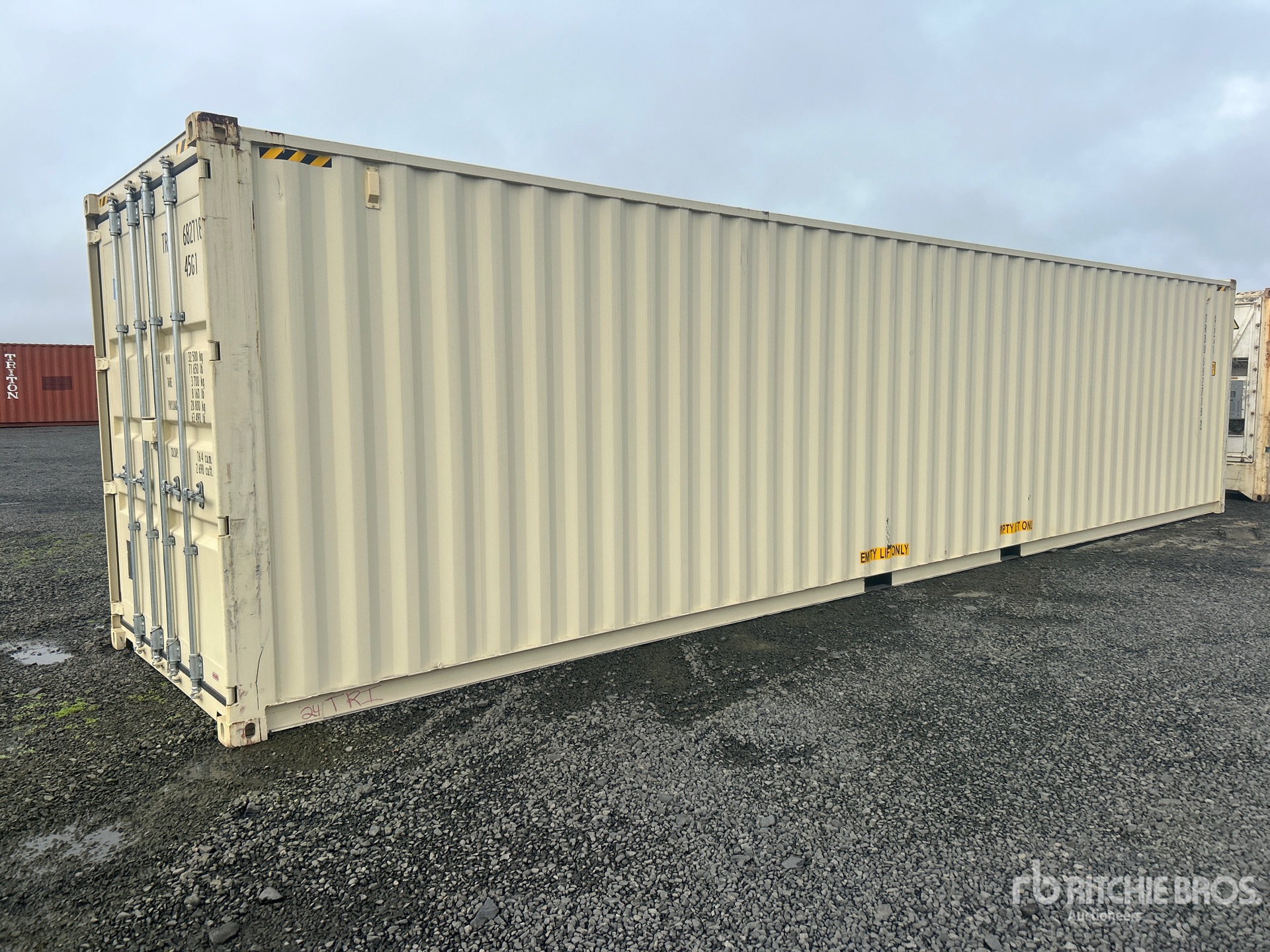 General Appearance with Picture, Right Rear Corner