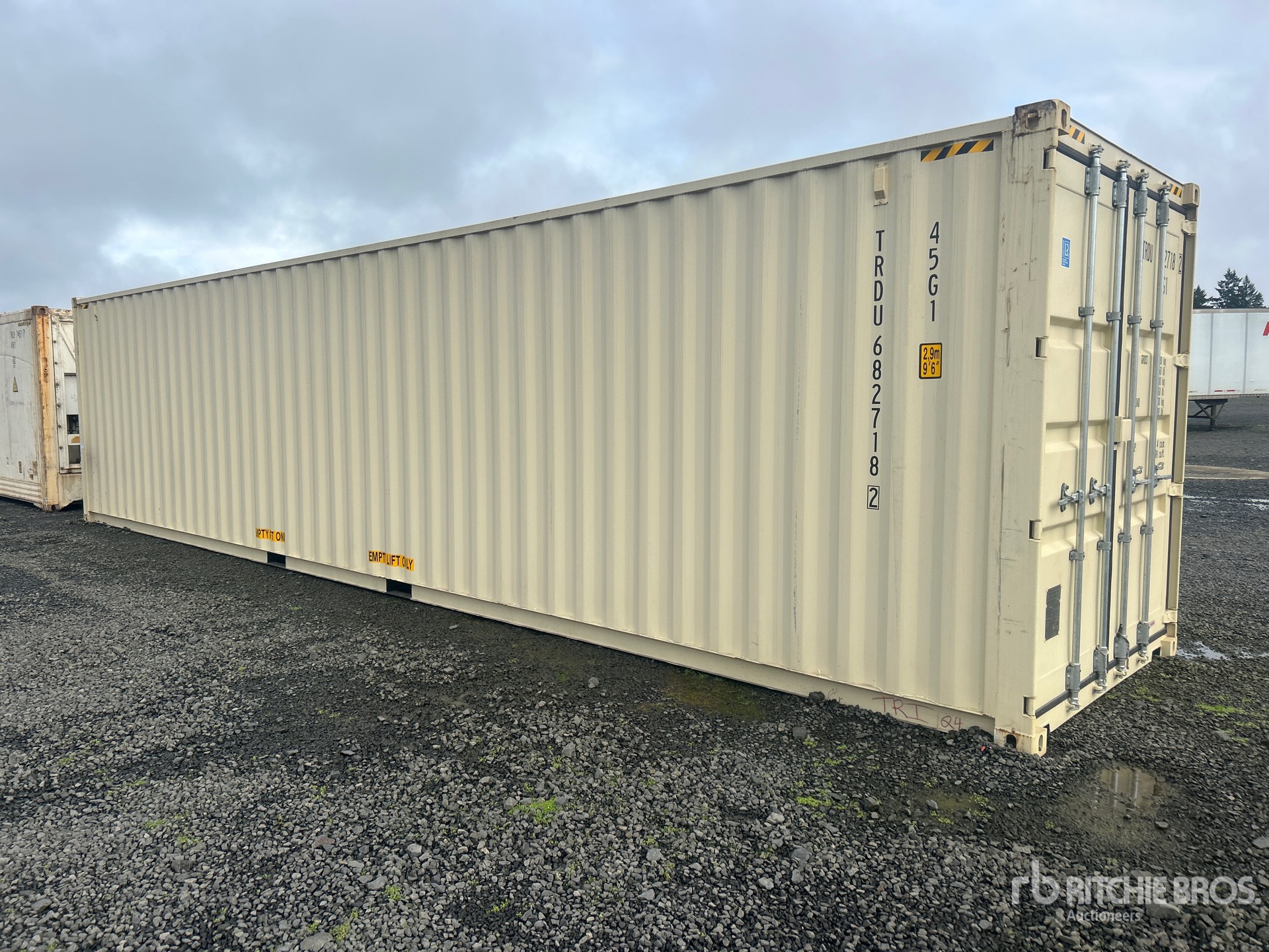 General Appearance with Picture, Right Front Corner