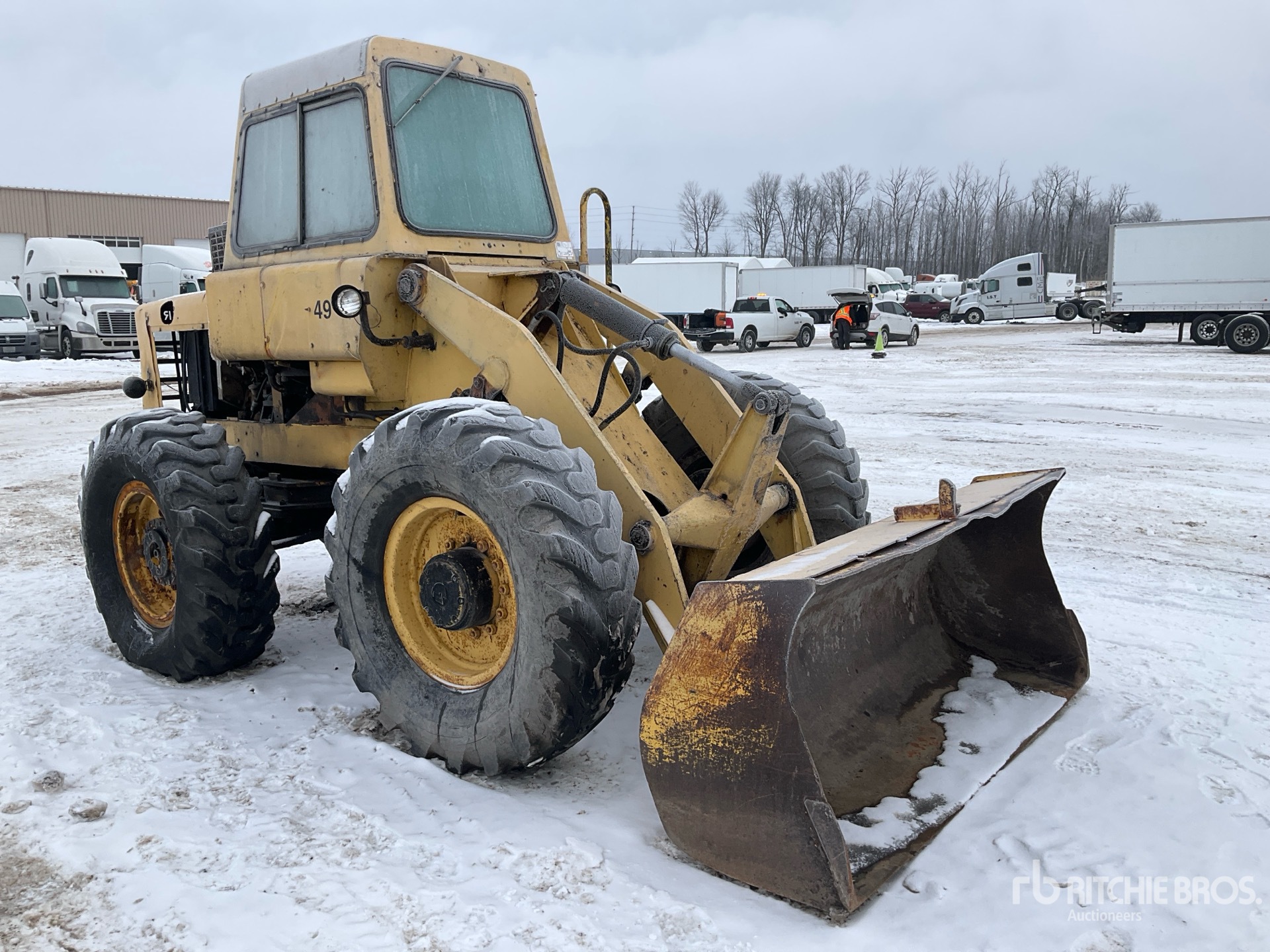 General Appearance with Picture, Right Front Corner