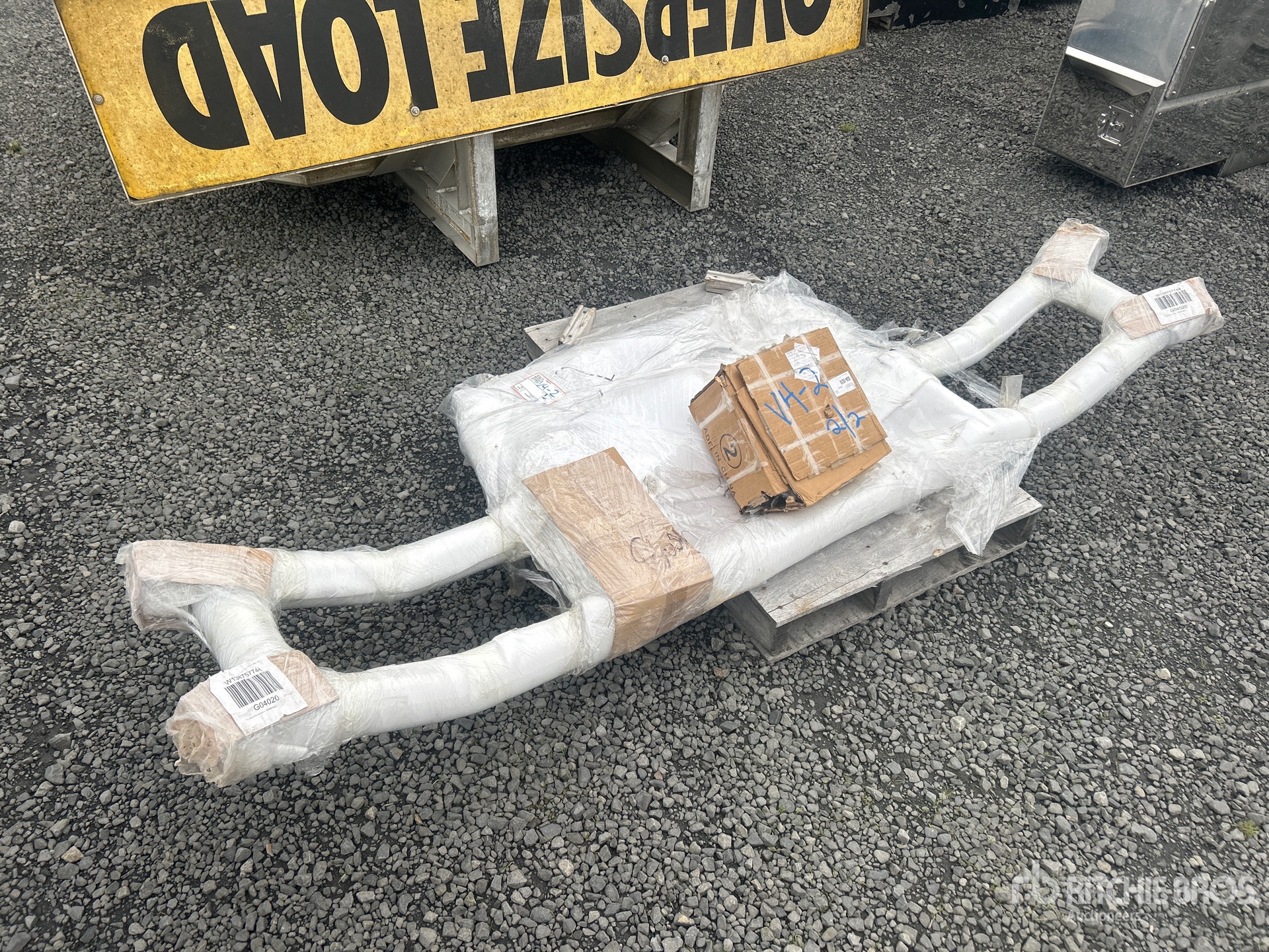 General Appearance with Foto, angolo anteriore sinistro