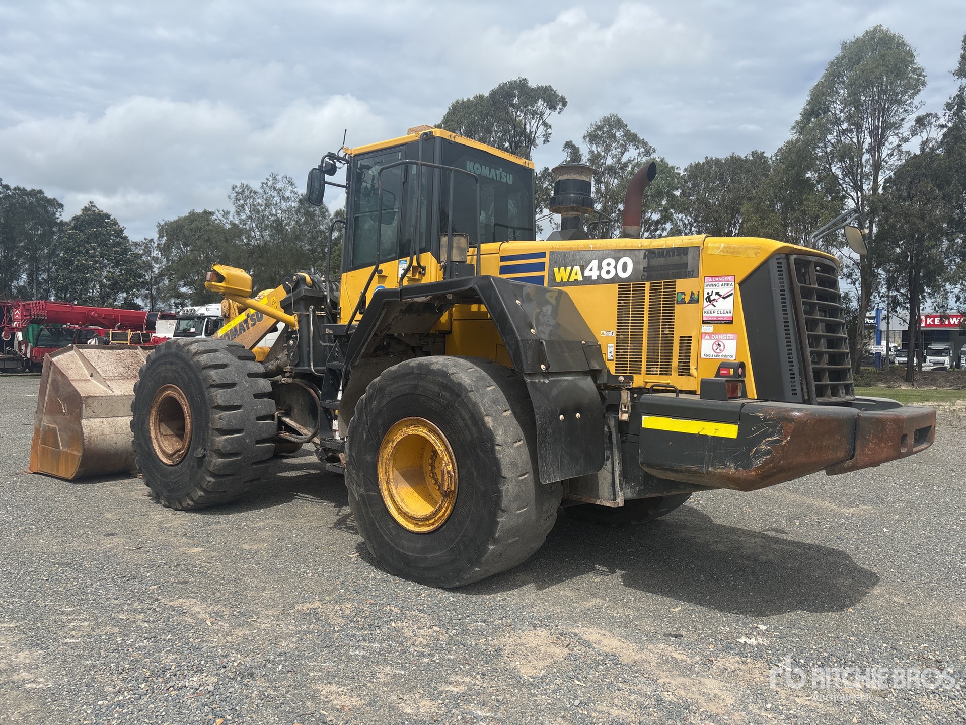 General Appearance with Picture, Left Rear Corner