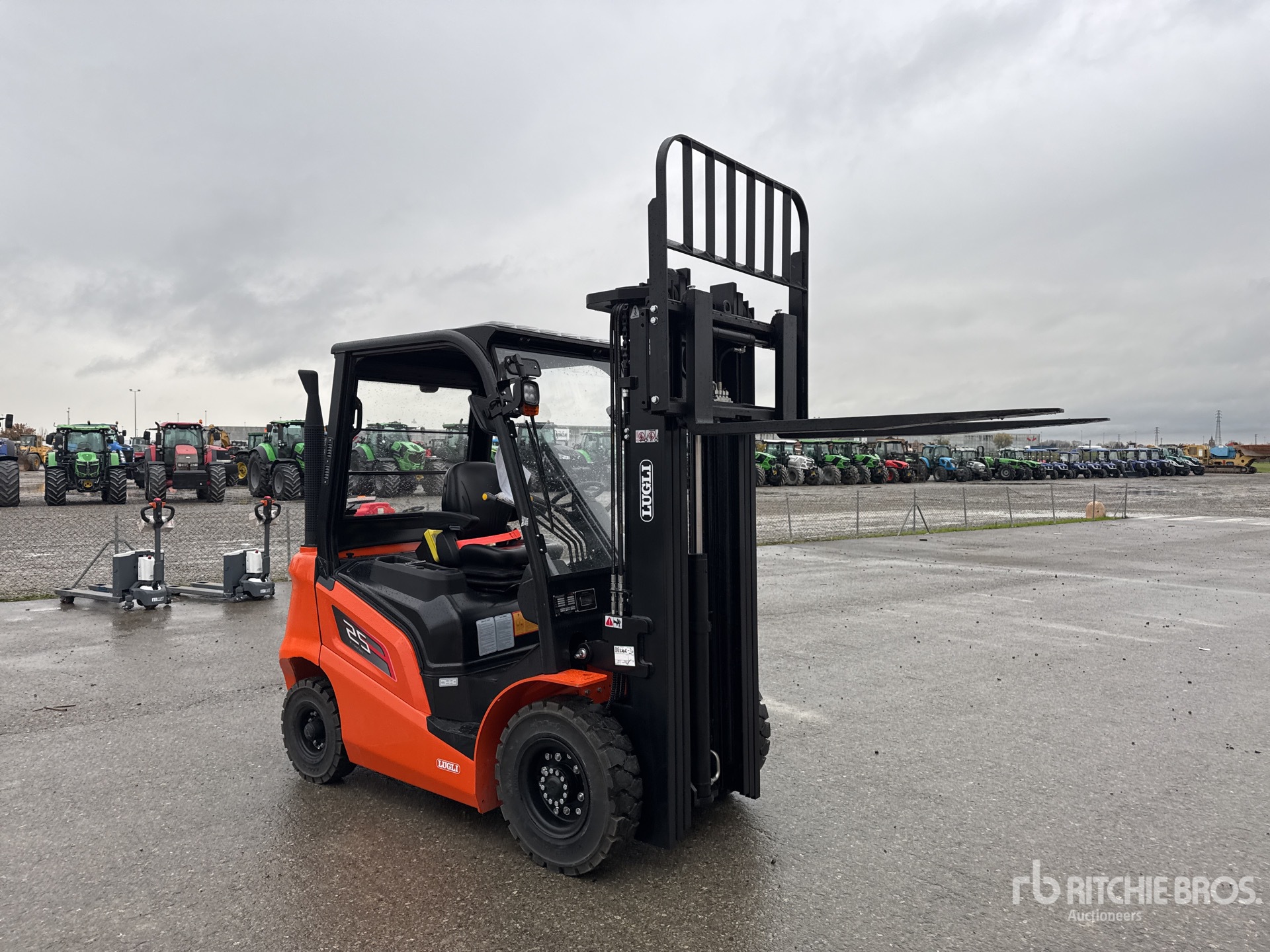 General Appearance with Picture, Right Front Corner