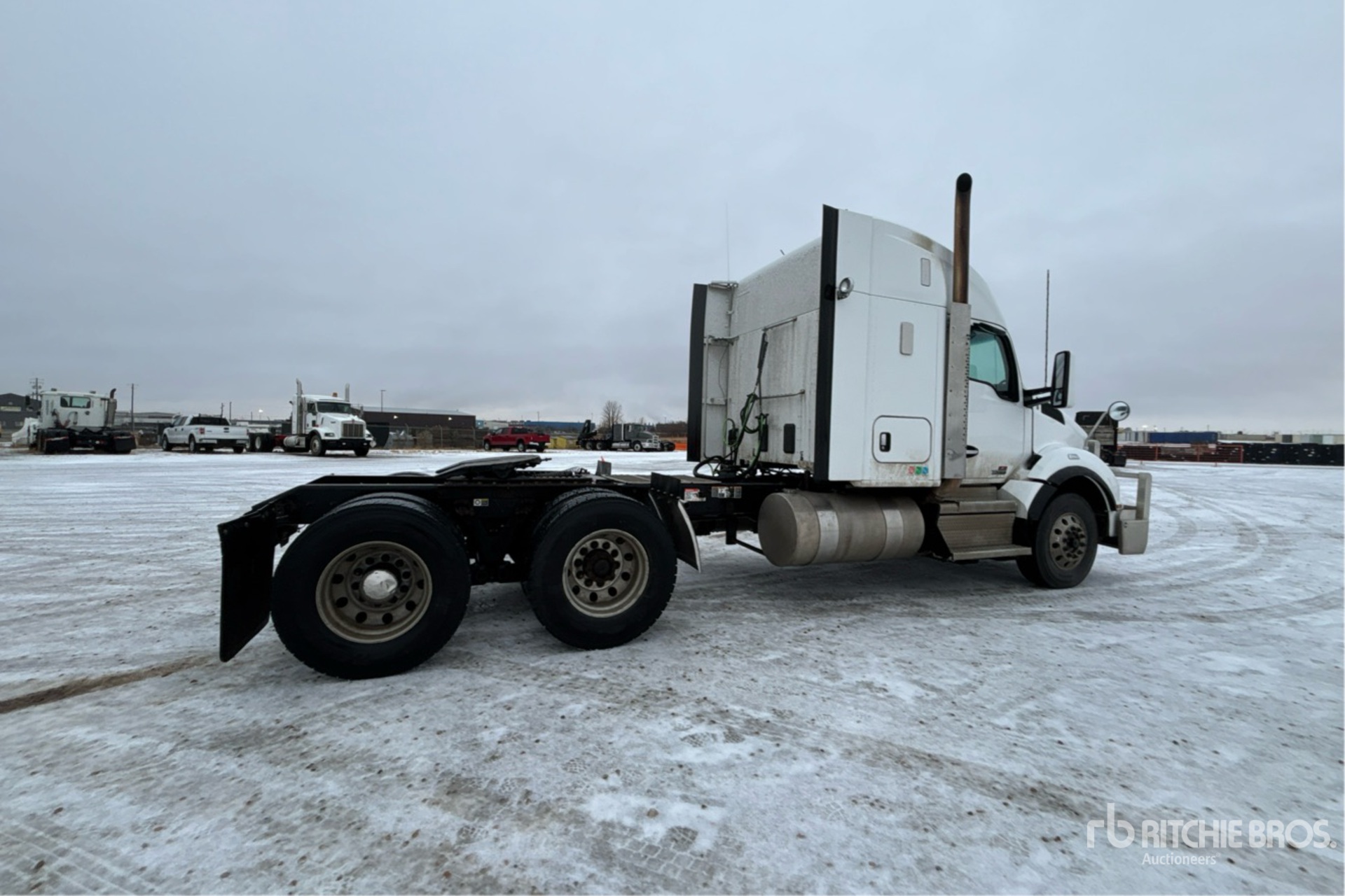 General Appearance with Imagen: esquina trasera derecha