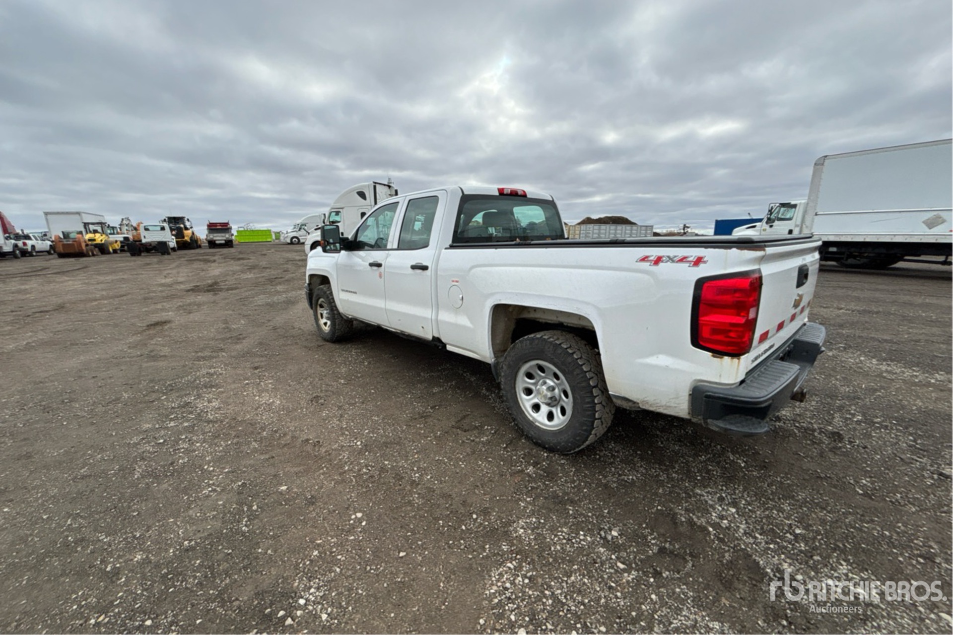 General Appearance with Imagen: esquina trasera izquierda