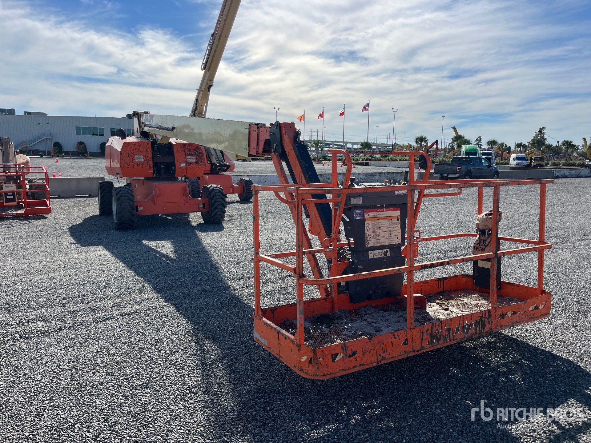 Aspect général with Image, coin avant droit