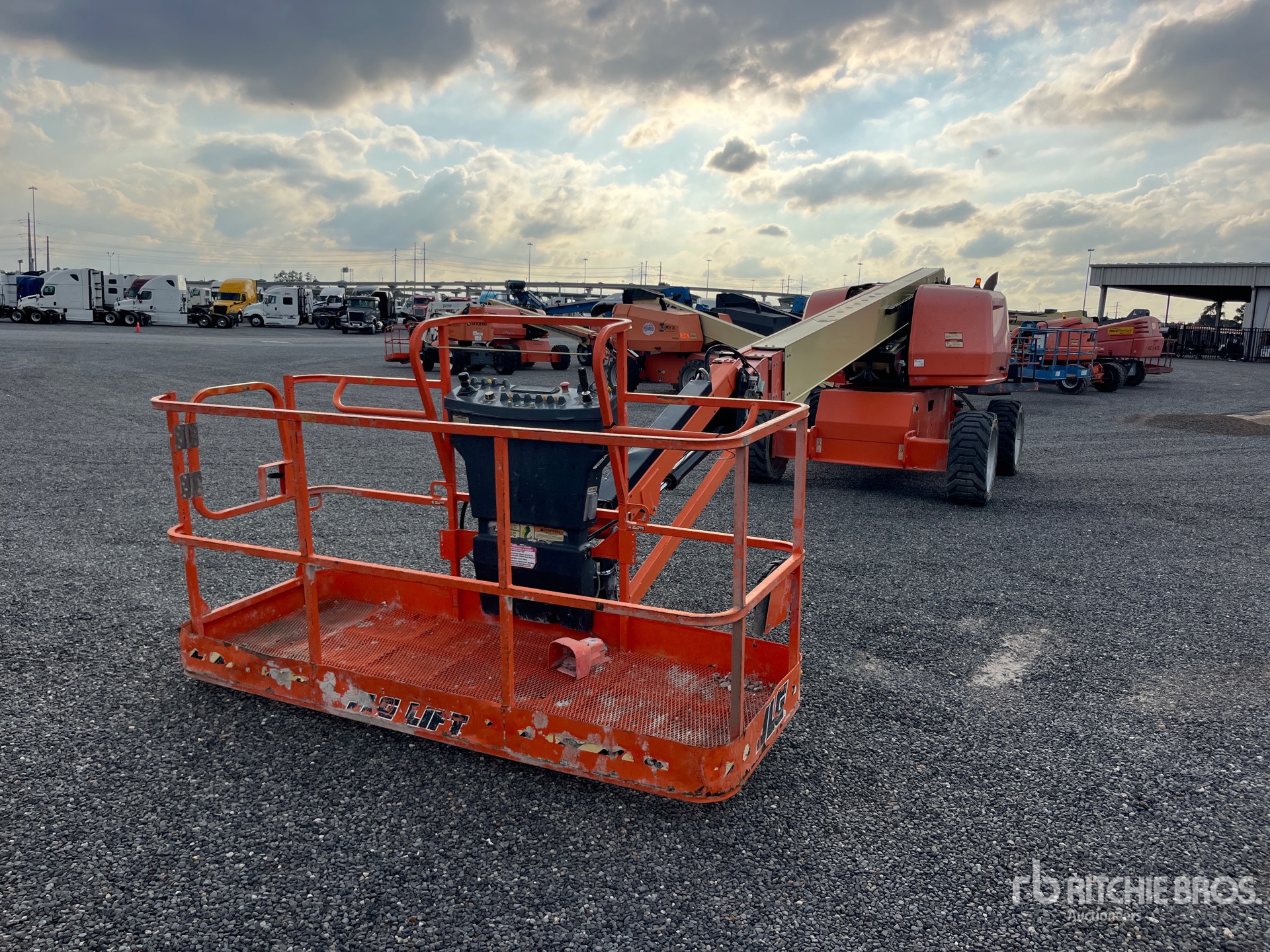 General Appearance with Imagen: esquina delantera izquierda