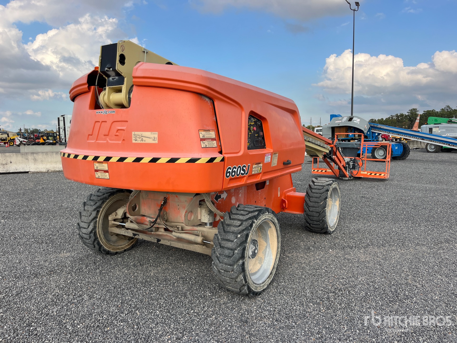 General Appearance with Imagen: esquina trasera derecha