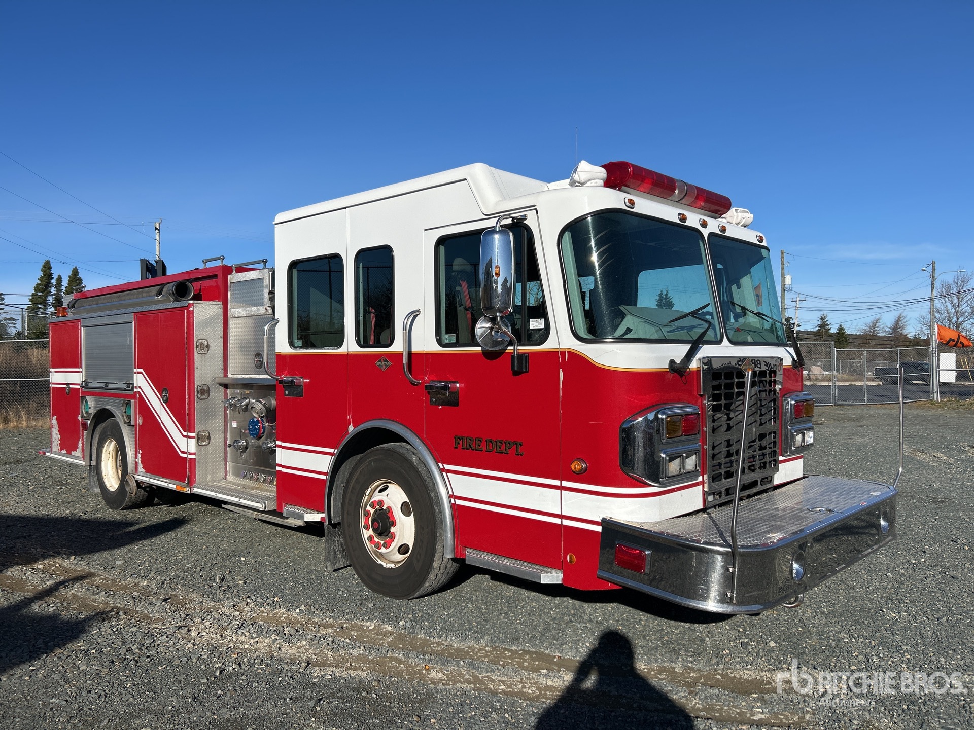 General Appearance with Picture, Right Front Corner