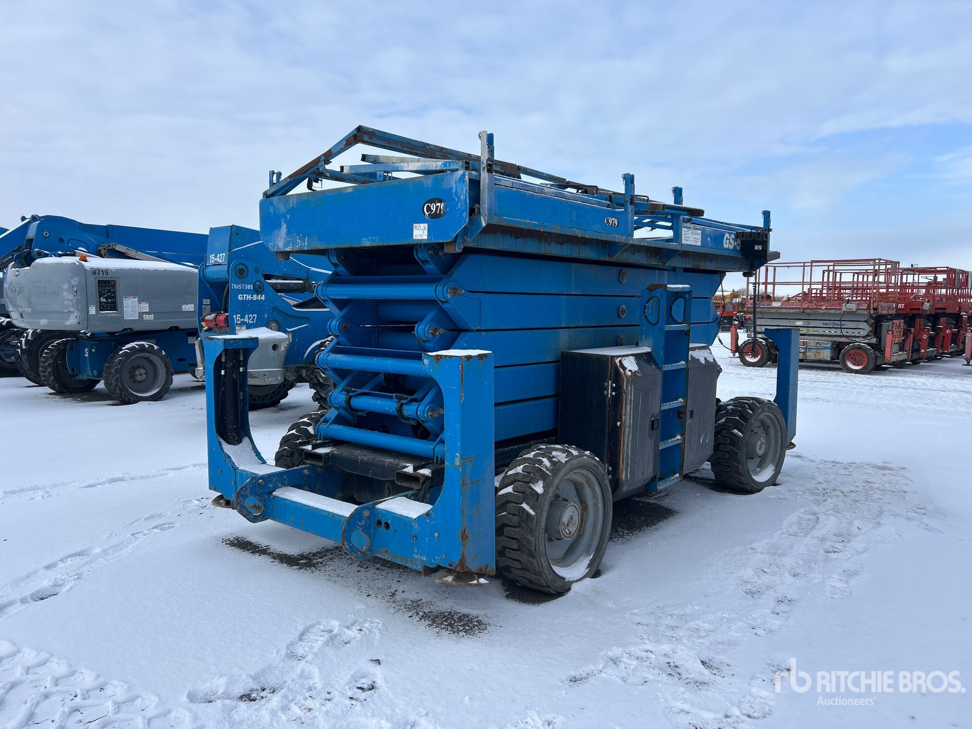 General Appearance with Foto, angolo anteriore sinistro