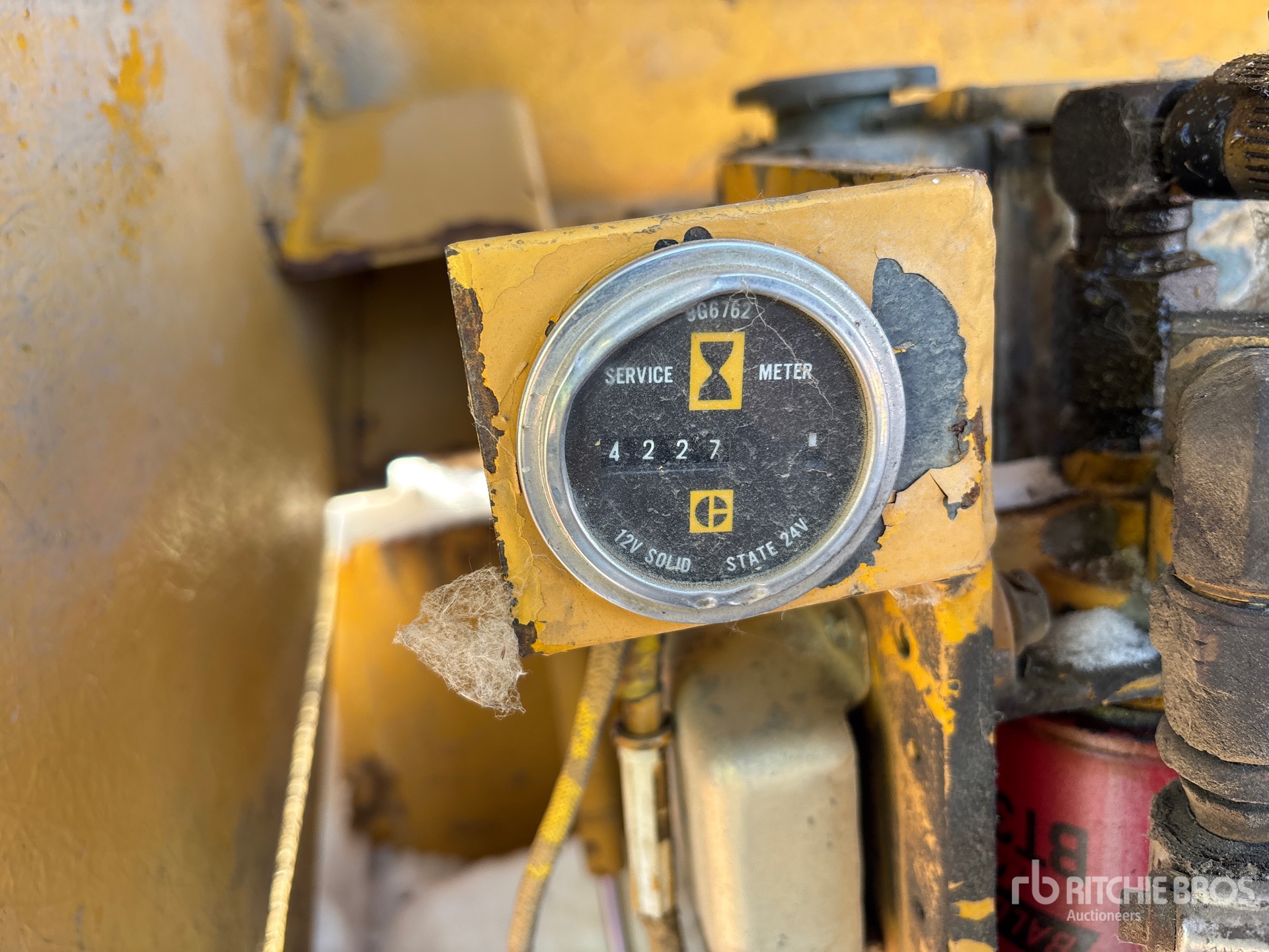 General Appearance with Hour Meter / Odometer