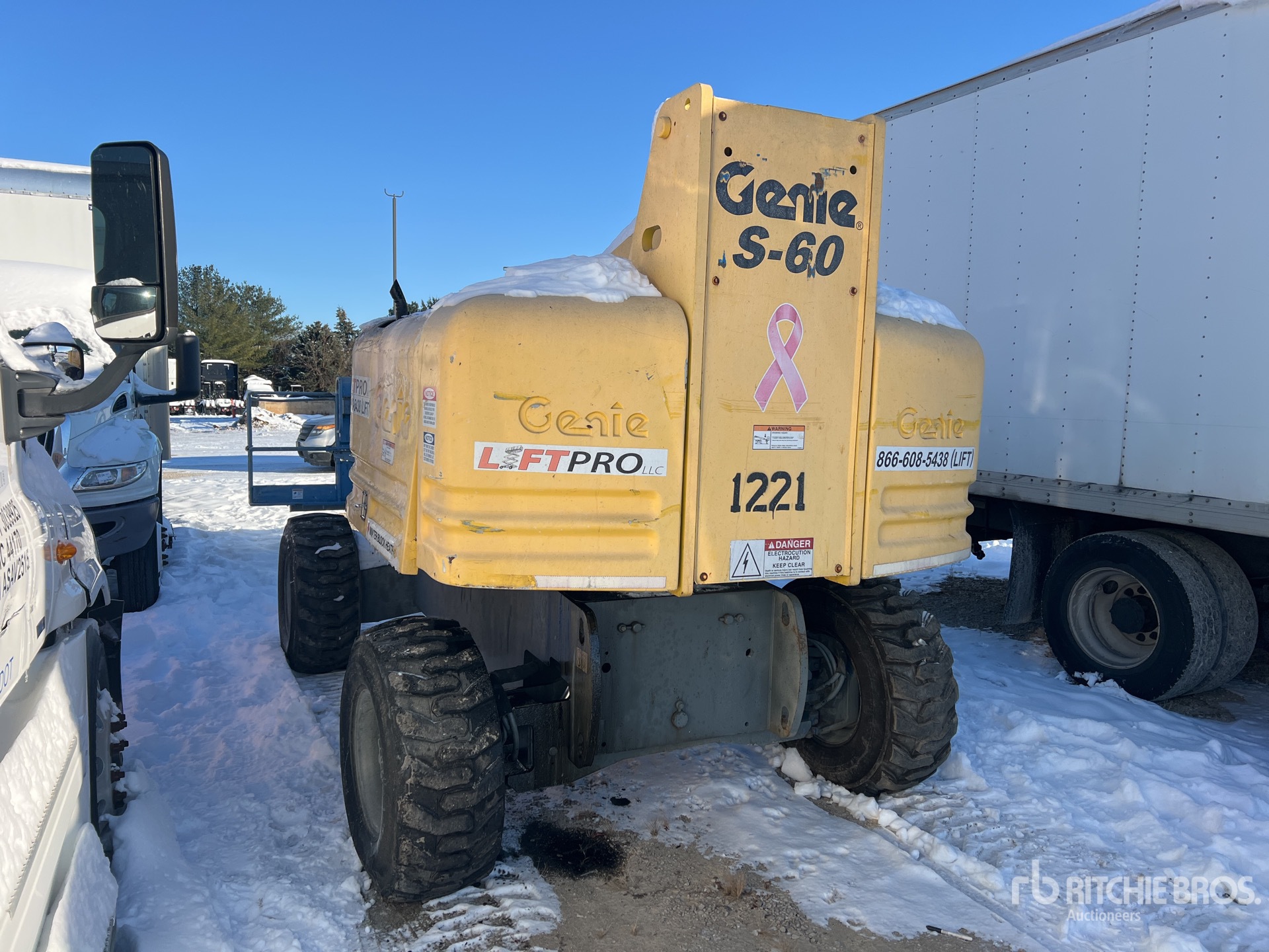 General Appearance with Picture, Left Rear Corner