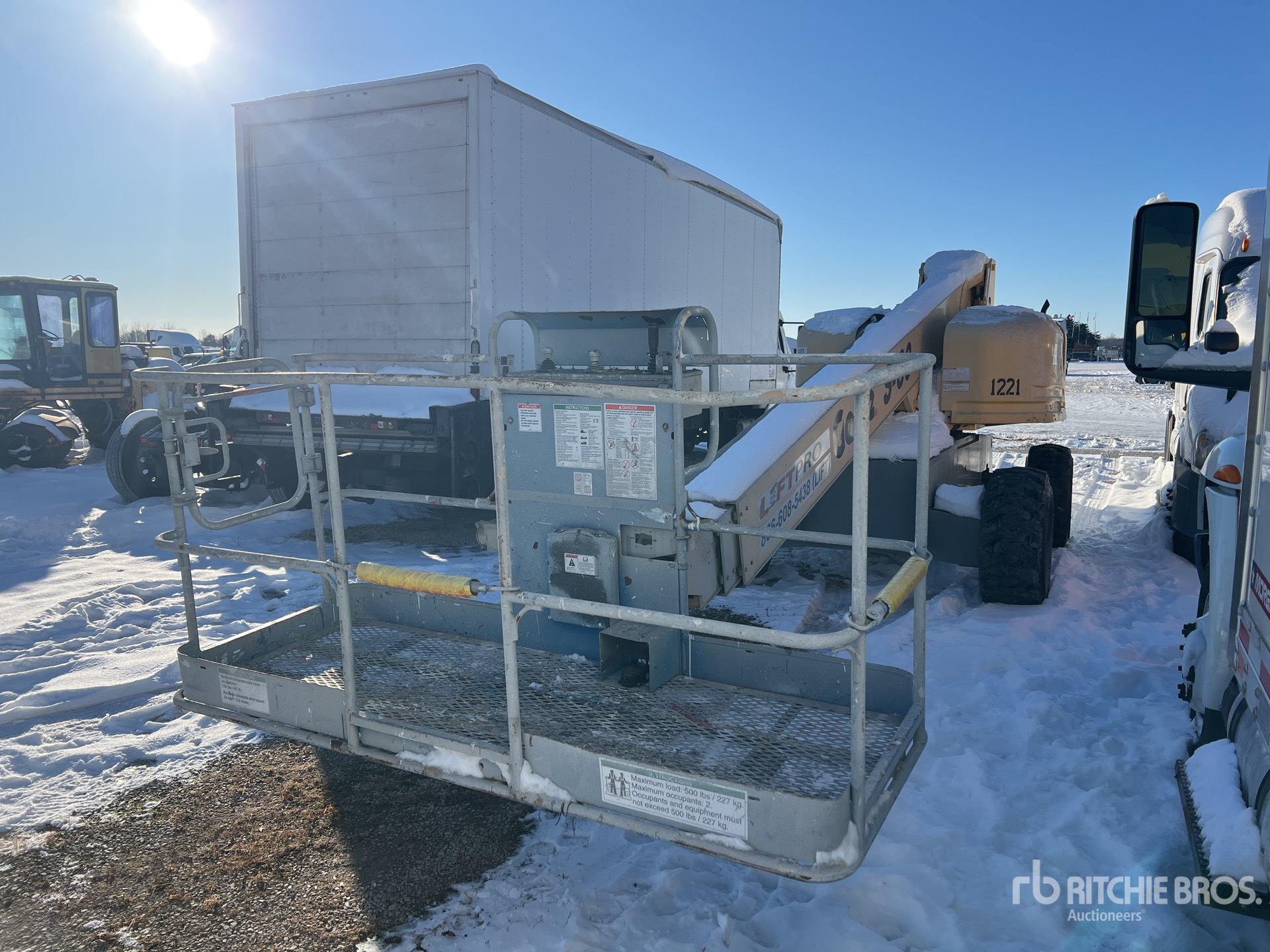 General Appearance with Picture, Left Front Corner