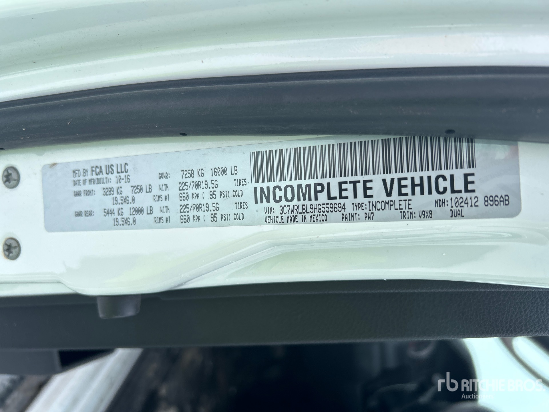 General Appearance with Serial Number / VIN