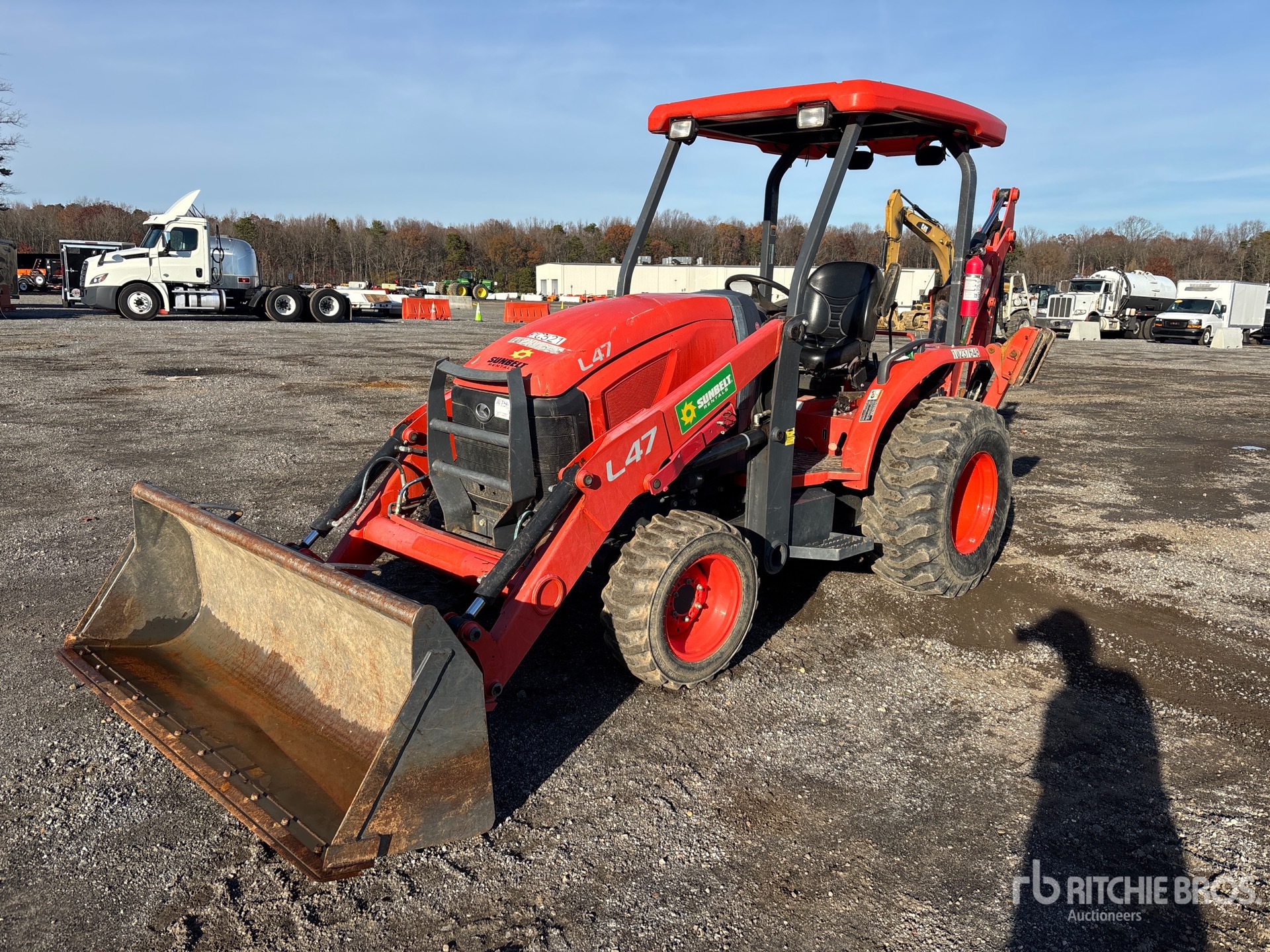 General Appearance with Picture, Left Front Corner