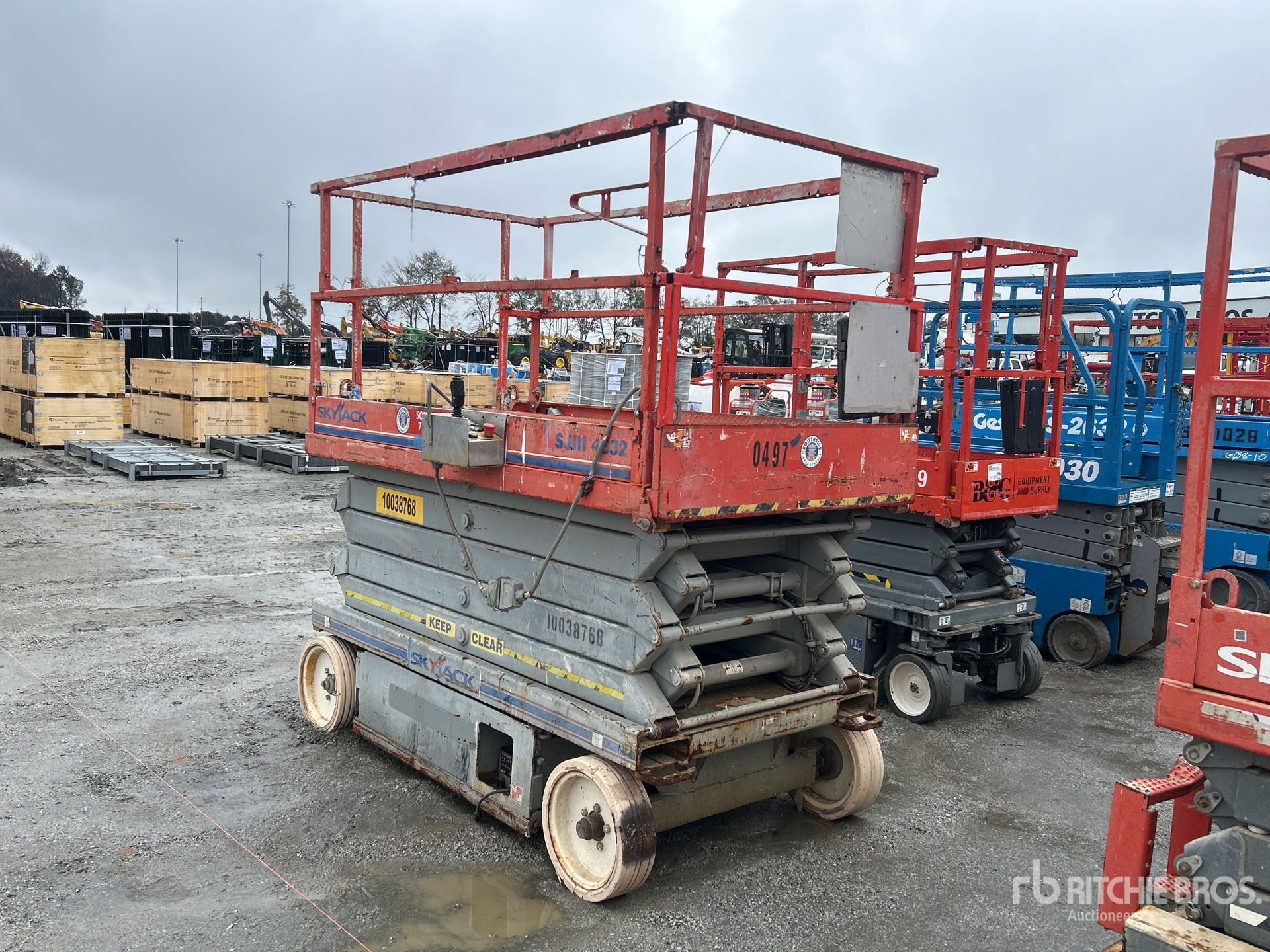 General Appearance with Picture, Left Rear Corner