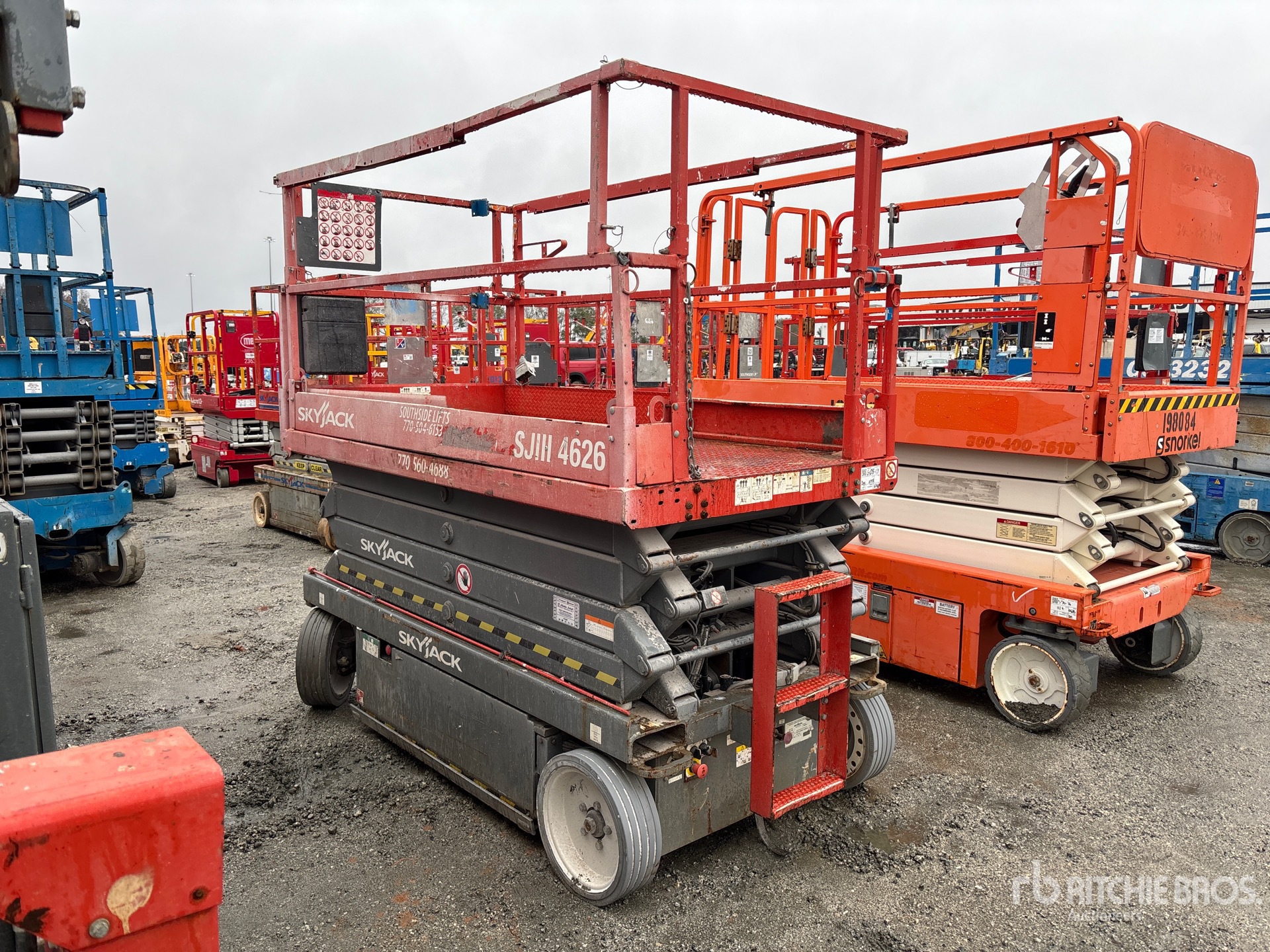 General Appearance with Picture, Right Front Corner