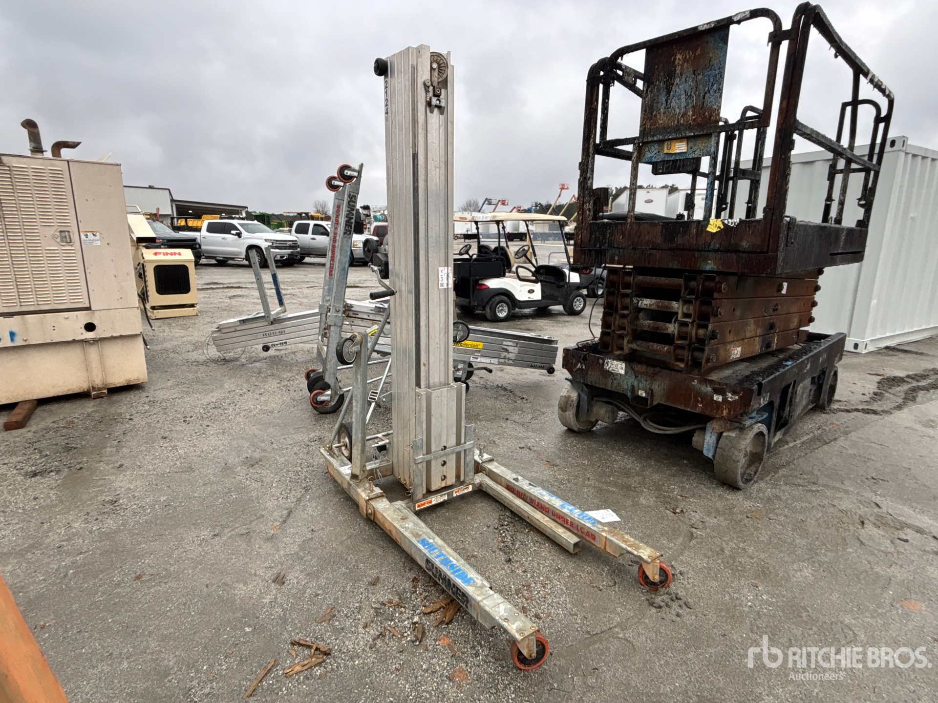 General Appearance with Picture, Right Front Corner