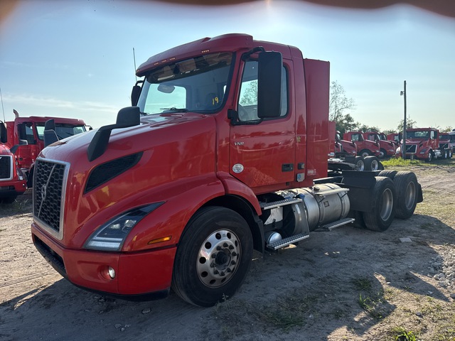 2023 Volvo VNR 6x4 T/A Day Cab Truck Tractor