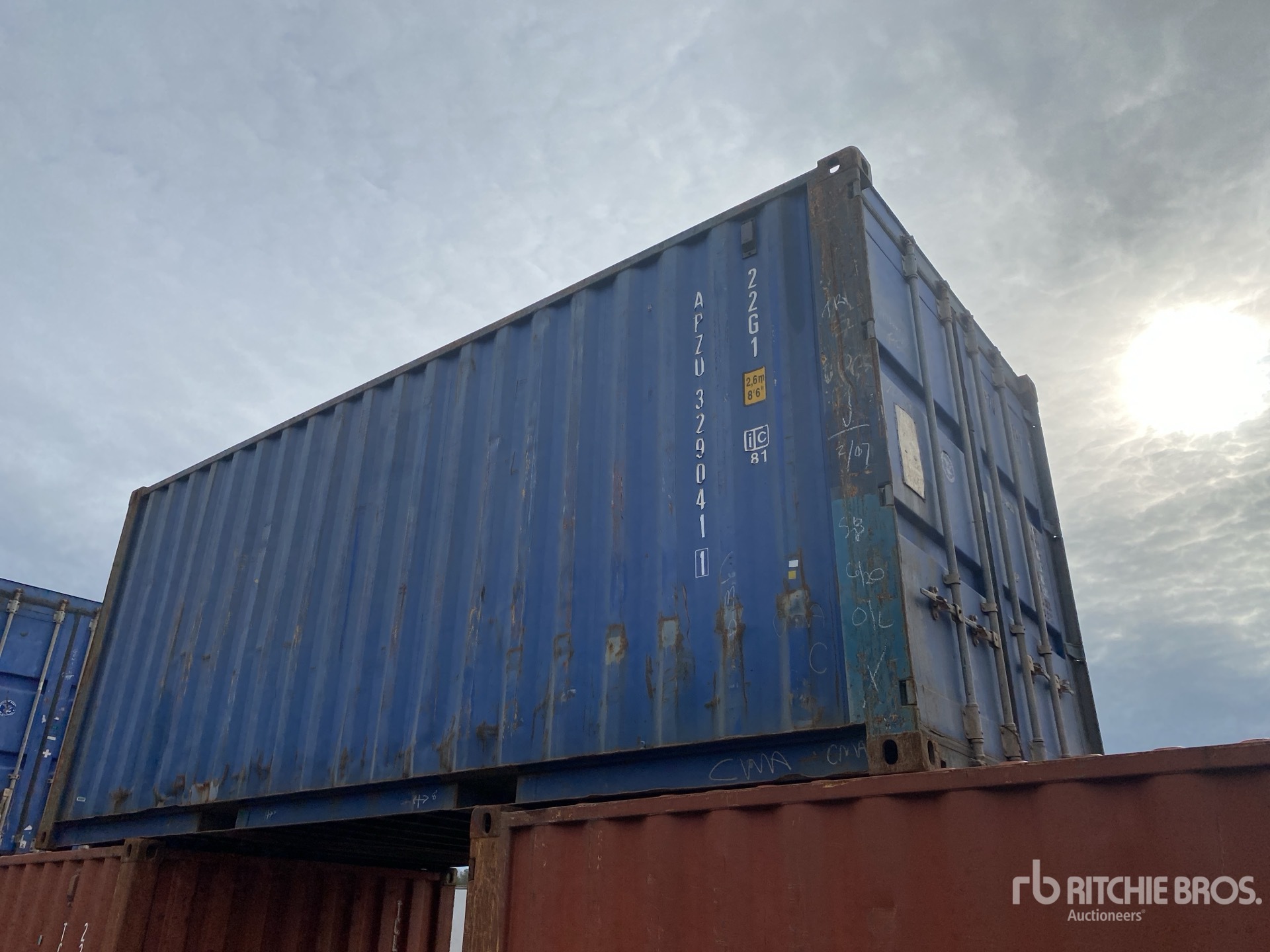 General Appearance with Picture, Right Front Corner