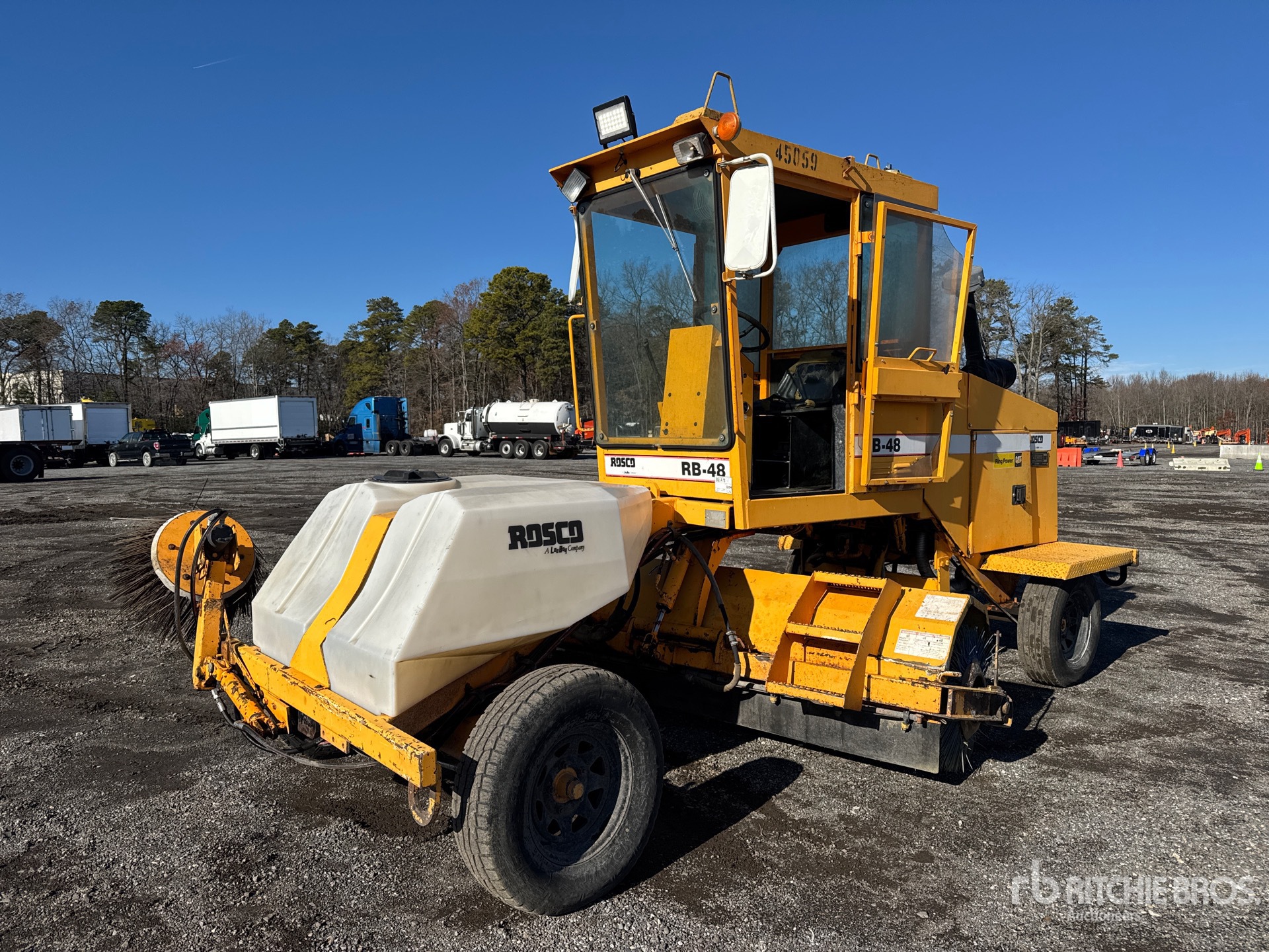 General Appearance with Picture, Left Front Corner