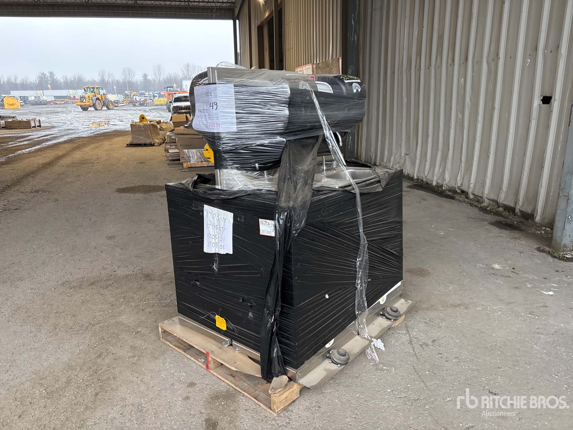 General Appearance with Picture, Left Rear Corner