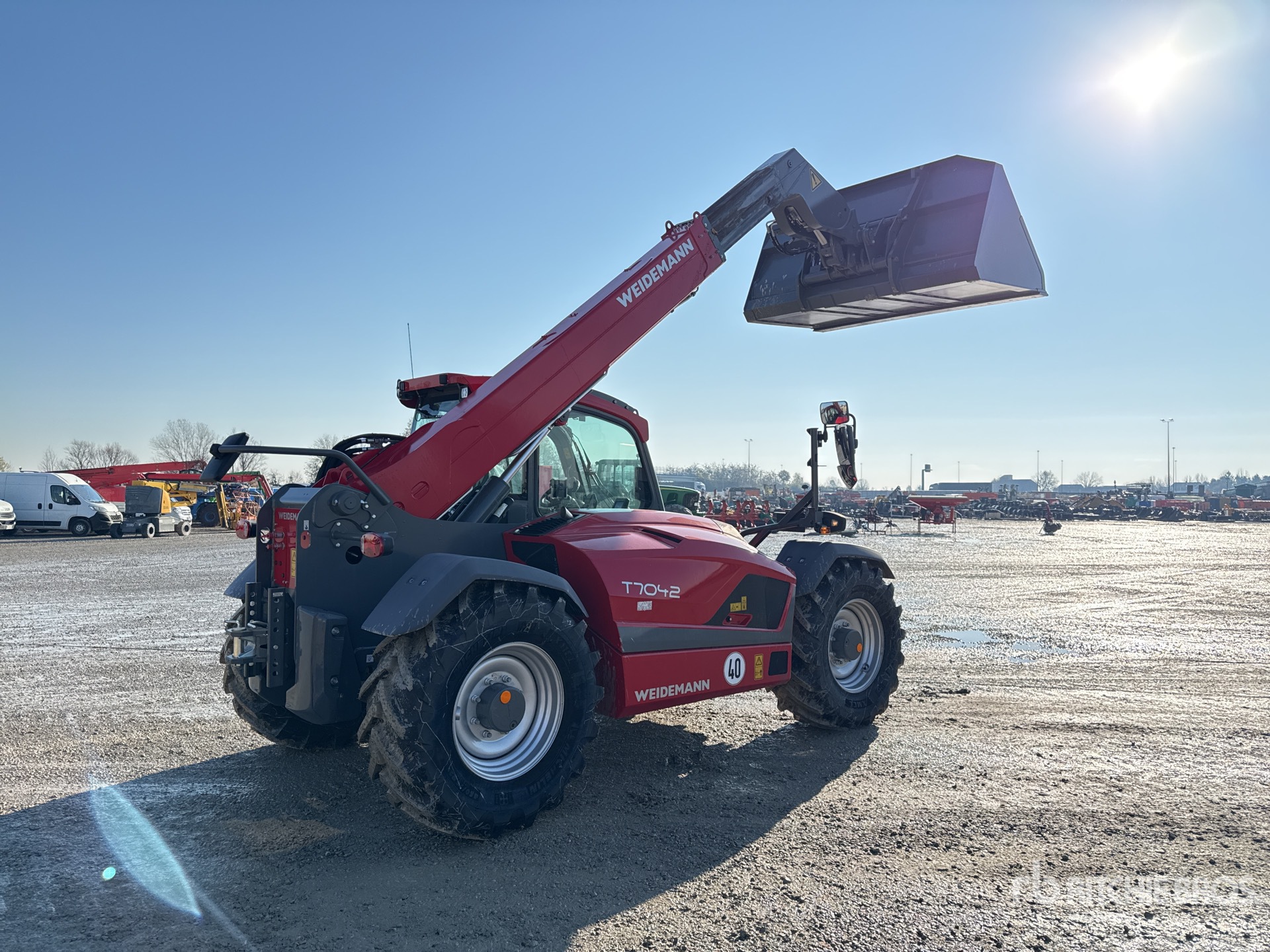 General Appearance with Picture, Right Rear Corner