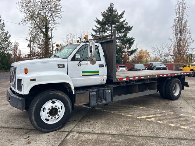 2002 GMC C7500 4x2 Flatbed Dump Truck