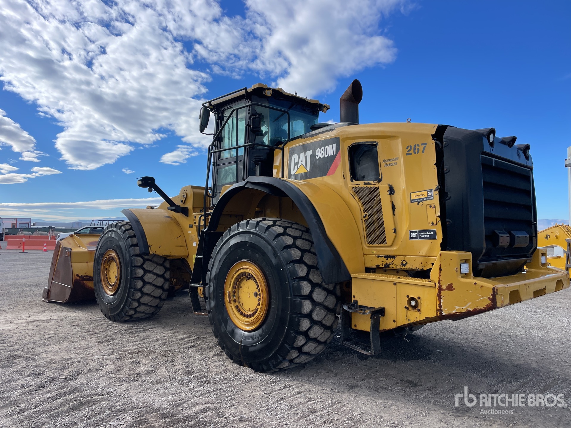 General Appearance with Imagen: esquina trasera izquierda