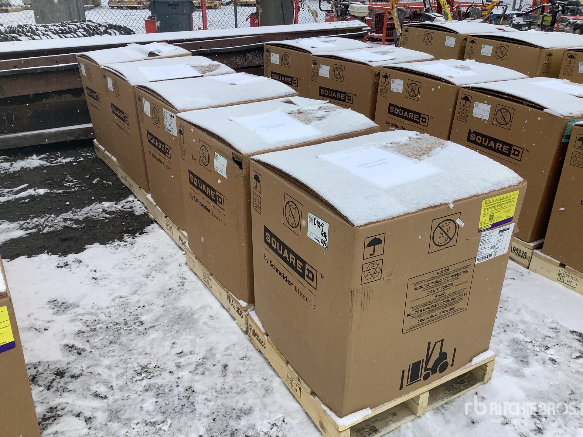 General Appearance with Bild, Ecke hinten rechts