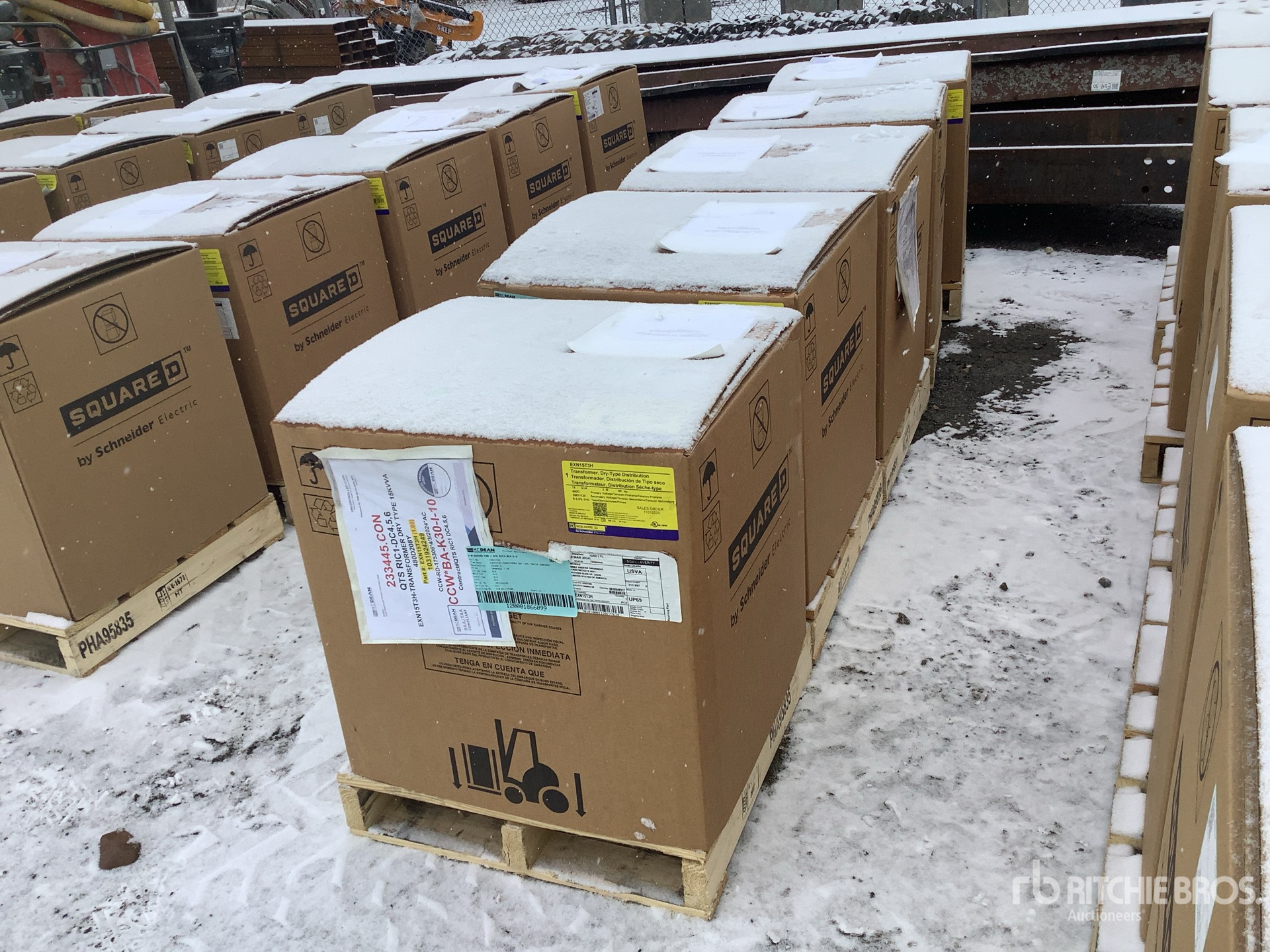 General Appearance with Bild, Ecke hinten links