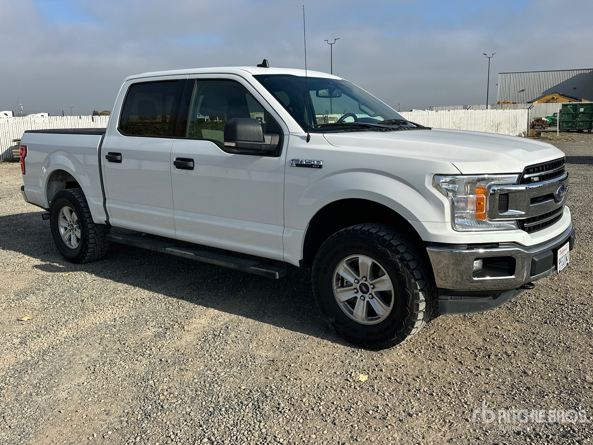 General Appearance with Imagen: esquina delantera derecha