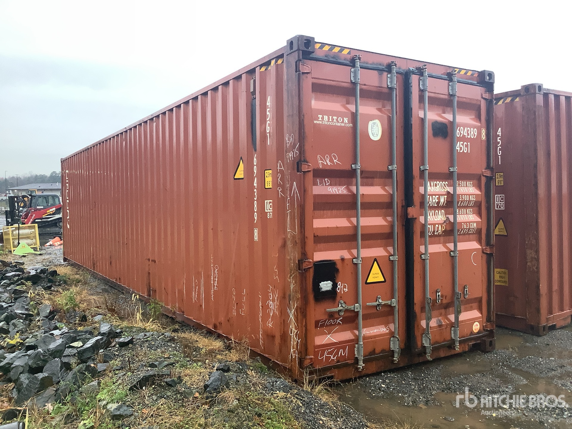 General Appearance with Picture, Right Front Corner