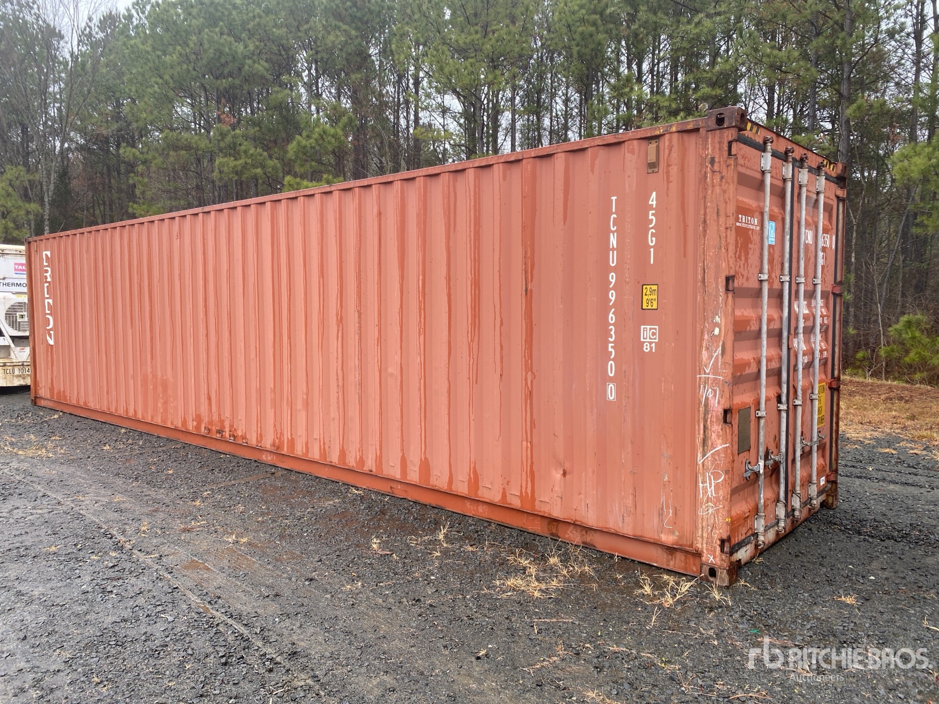 General Appearance with Picture, Right Front Corner