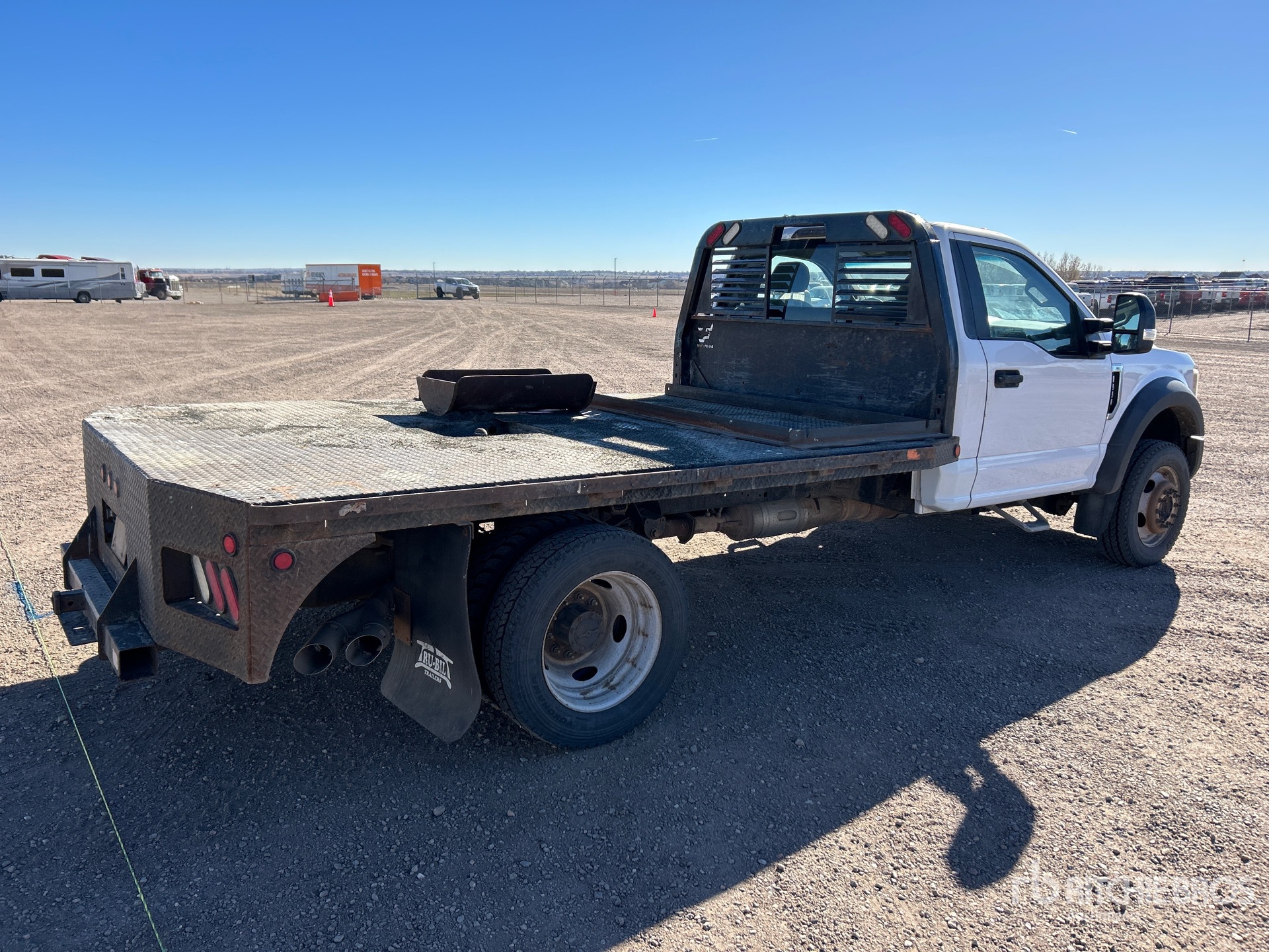 General Appearance with Bild, Ecke hinten rechts