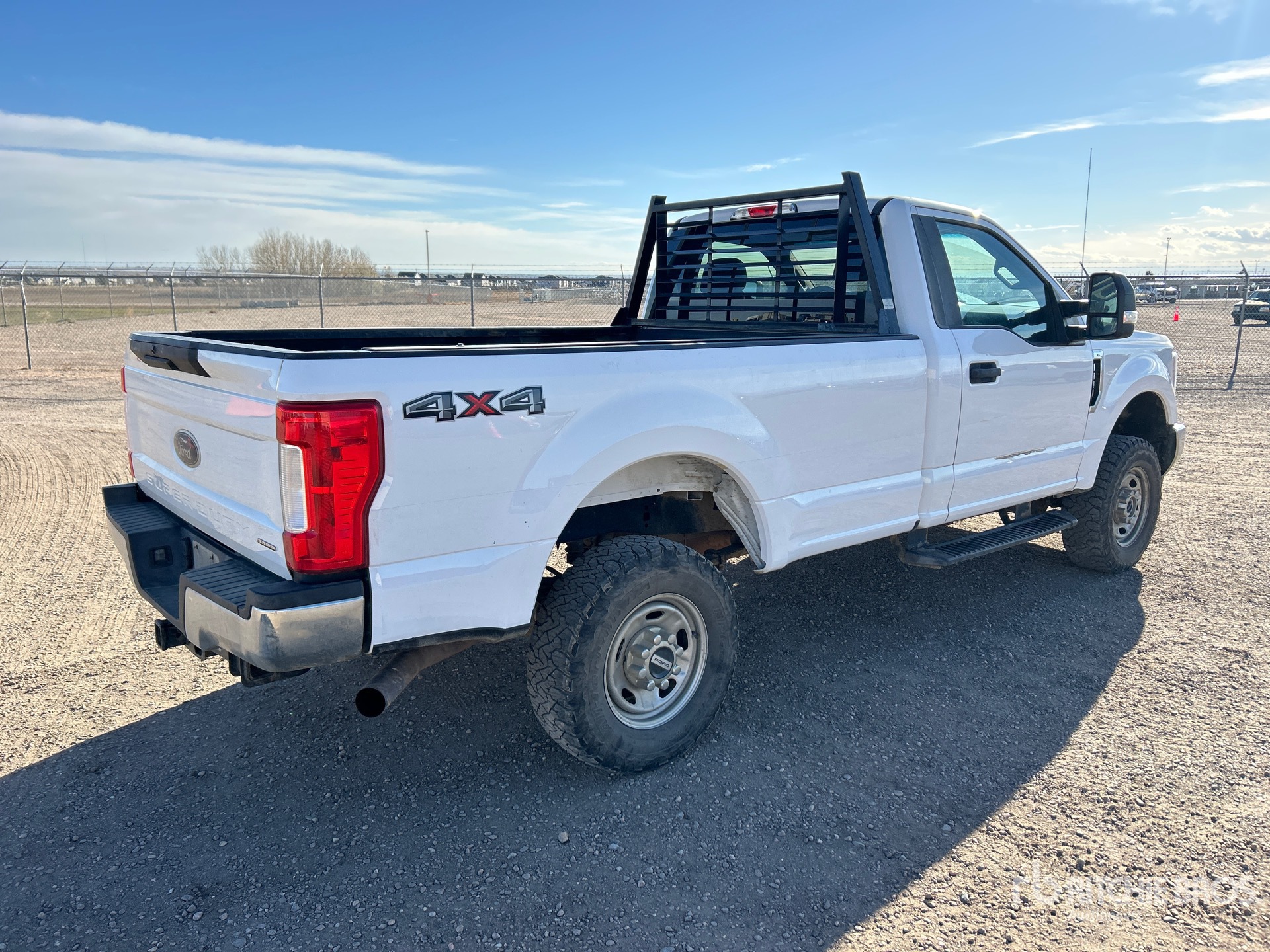 General Appearance with Picture, Right Rear Corner