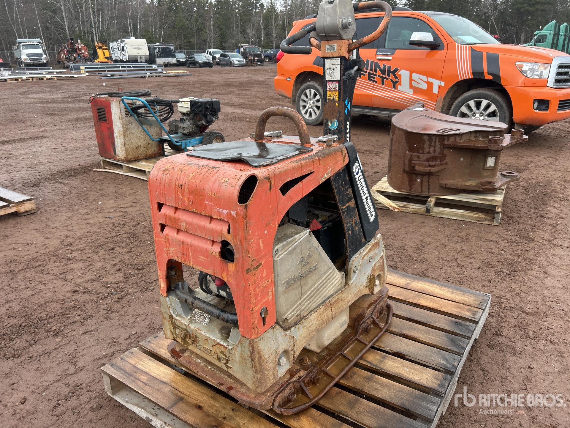 General Appearance with Image, coin arrière droit