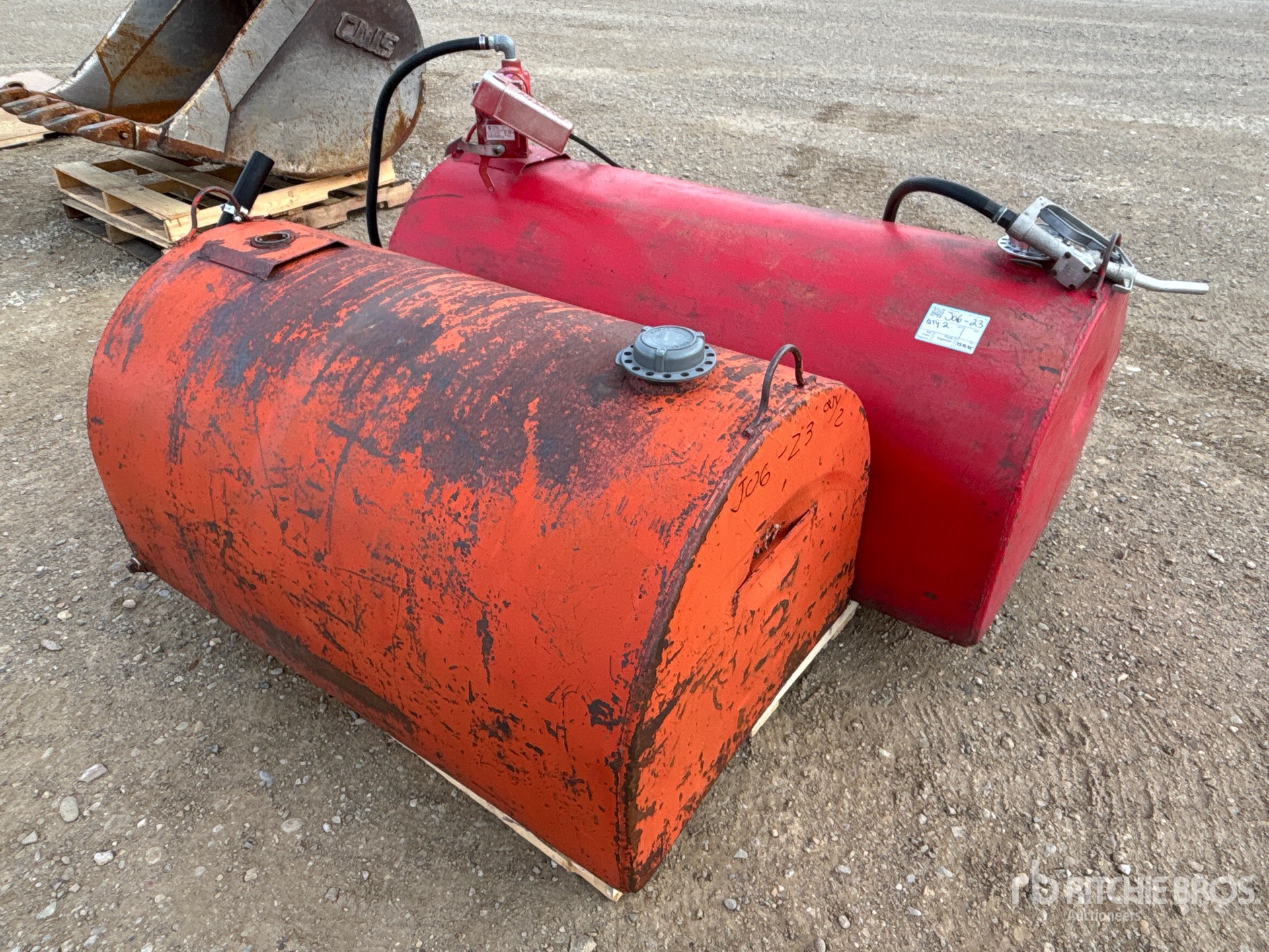 General Appearance with Bild, Ecke vorne links