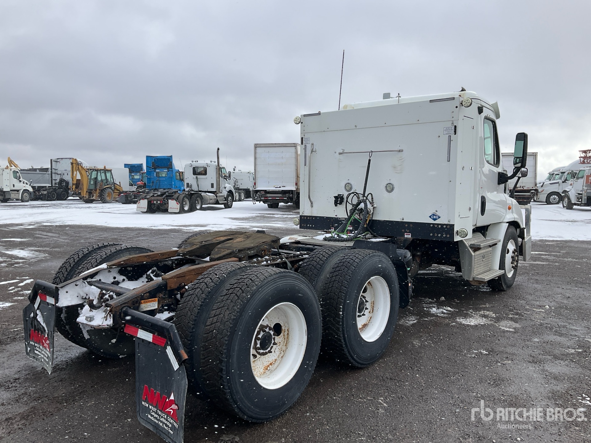 General Appearance with Bild, Ecke hinten rechts