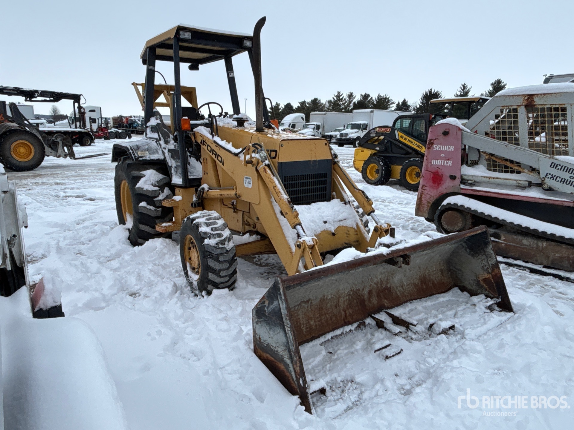 General Appearance with Foto, angolo anteriore destro