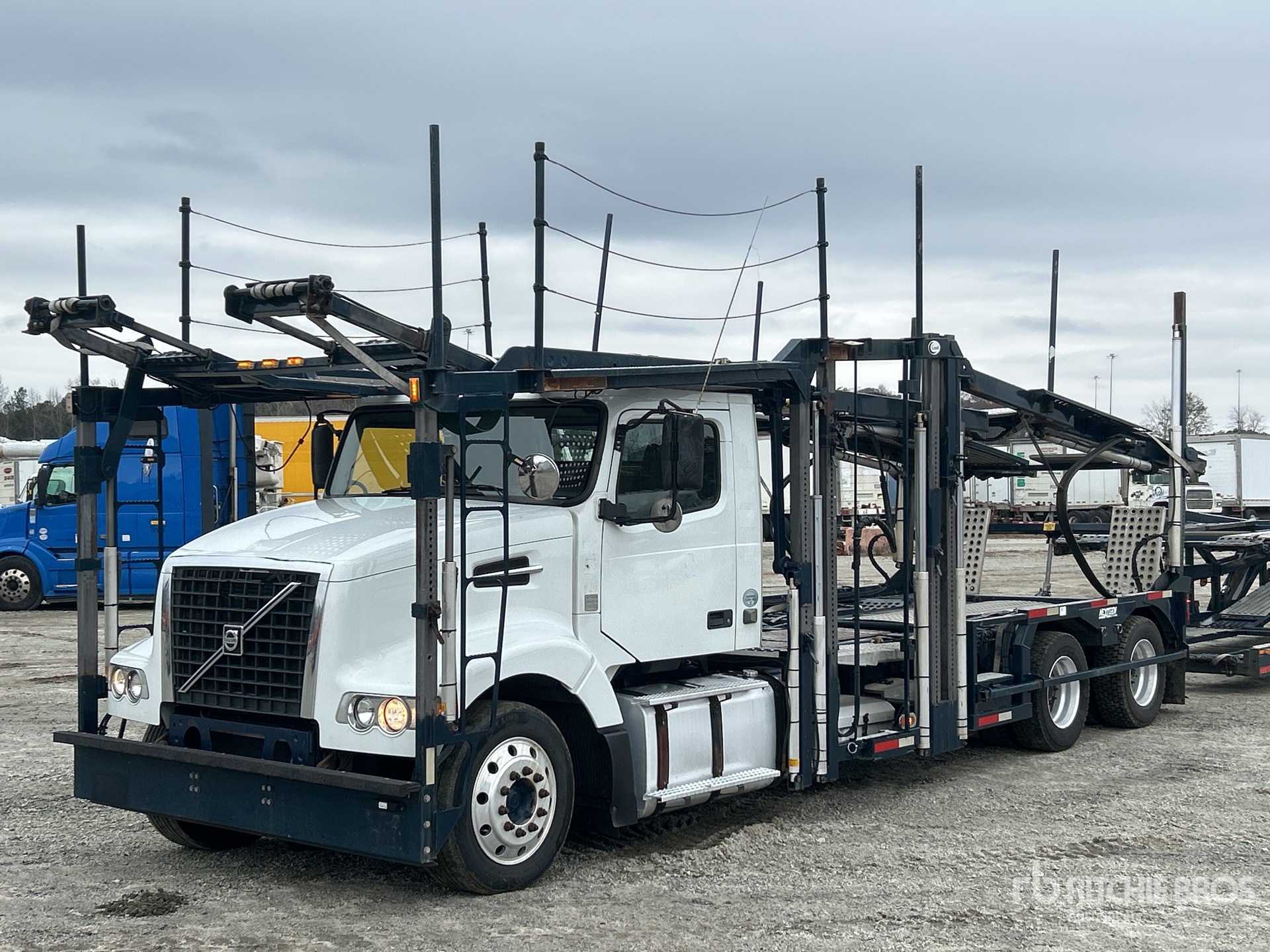 Aspect général with Image, coin avant gauche